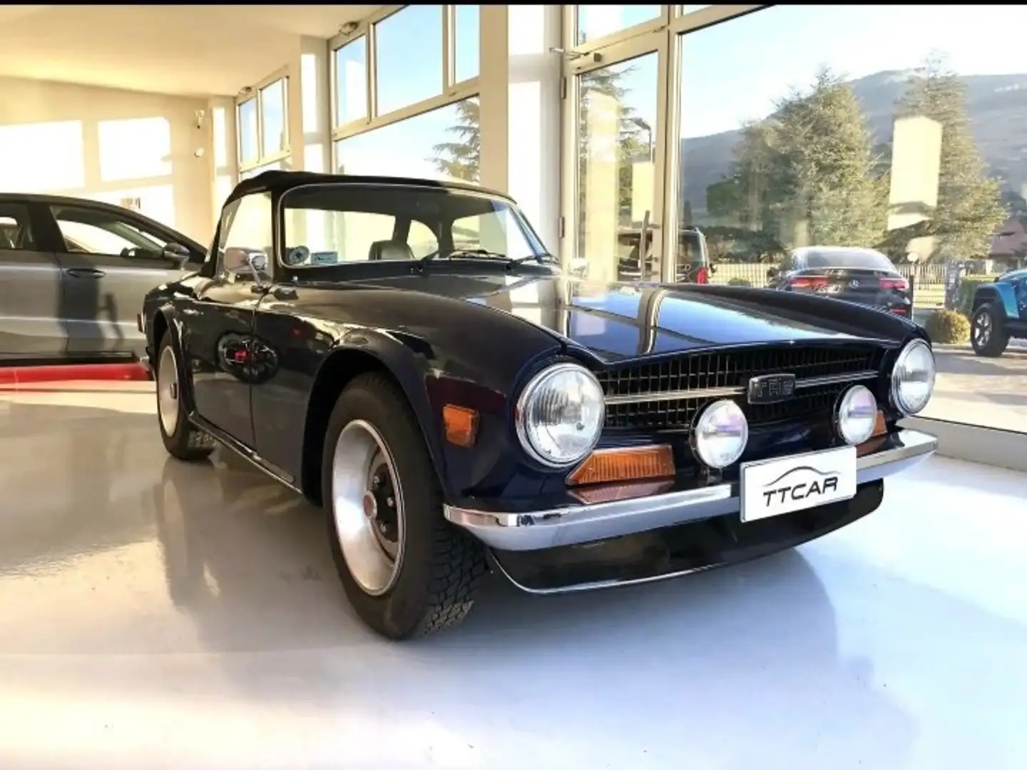 Triumph TR6 2.5 tre carburatori Синій - 1