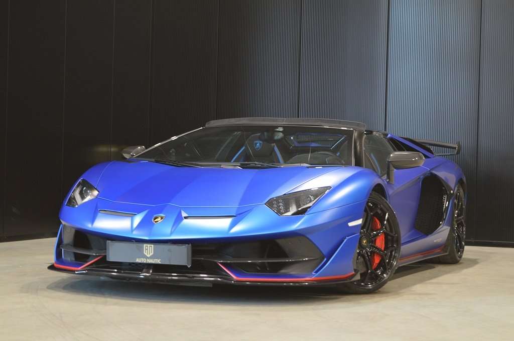 Lamborghini Aventador