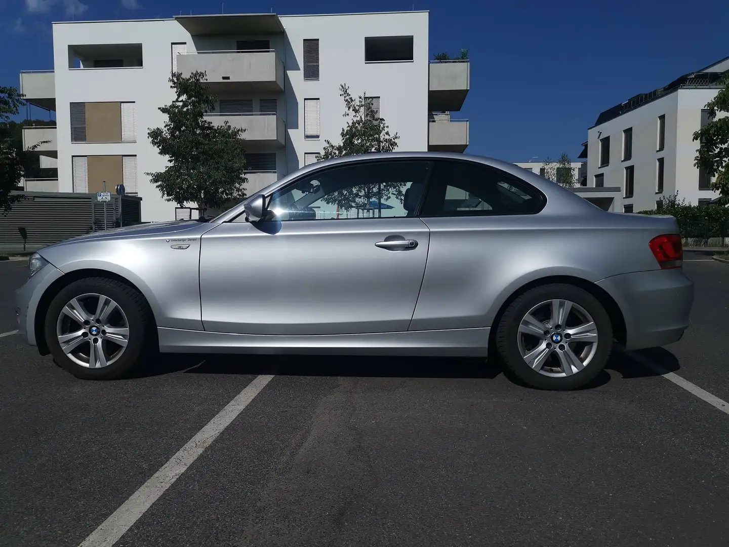 BMW 120 120i Coupé Silber - 1
