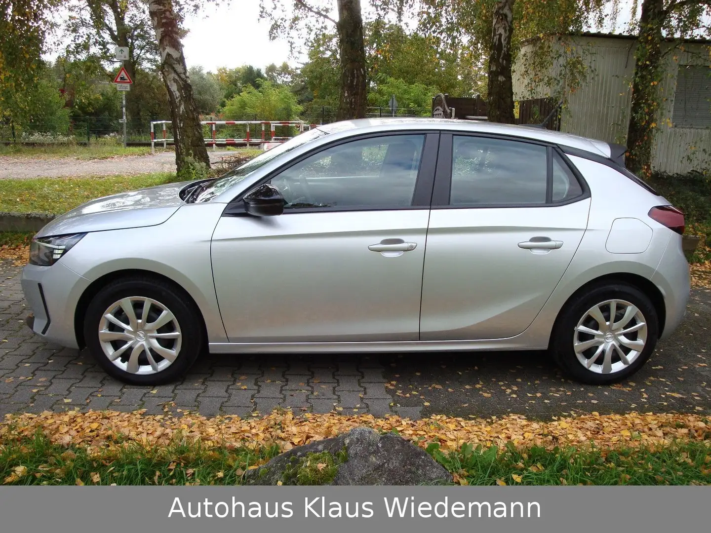 Opel Corsa F 1.2 Edition Lim. - 1.Hd./6 TKM Argent - 2