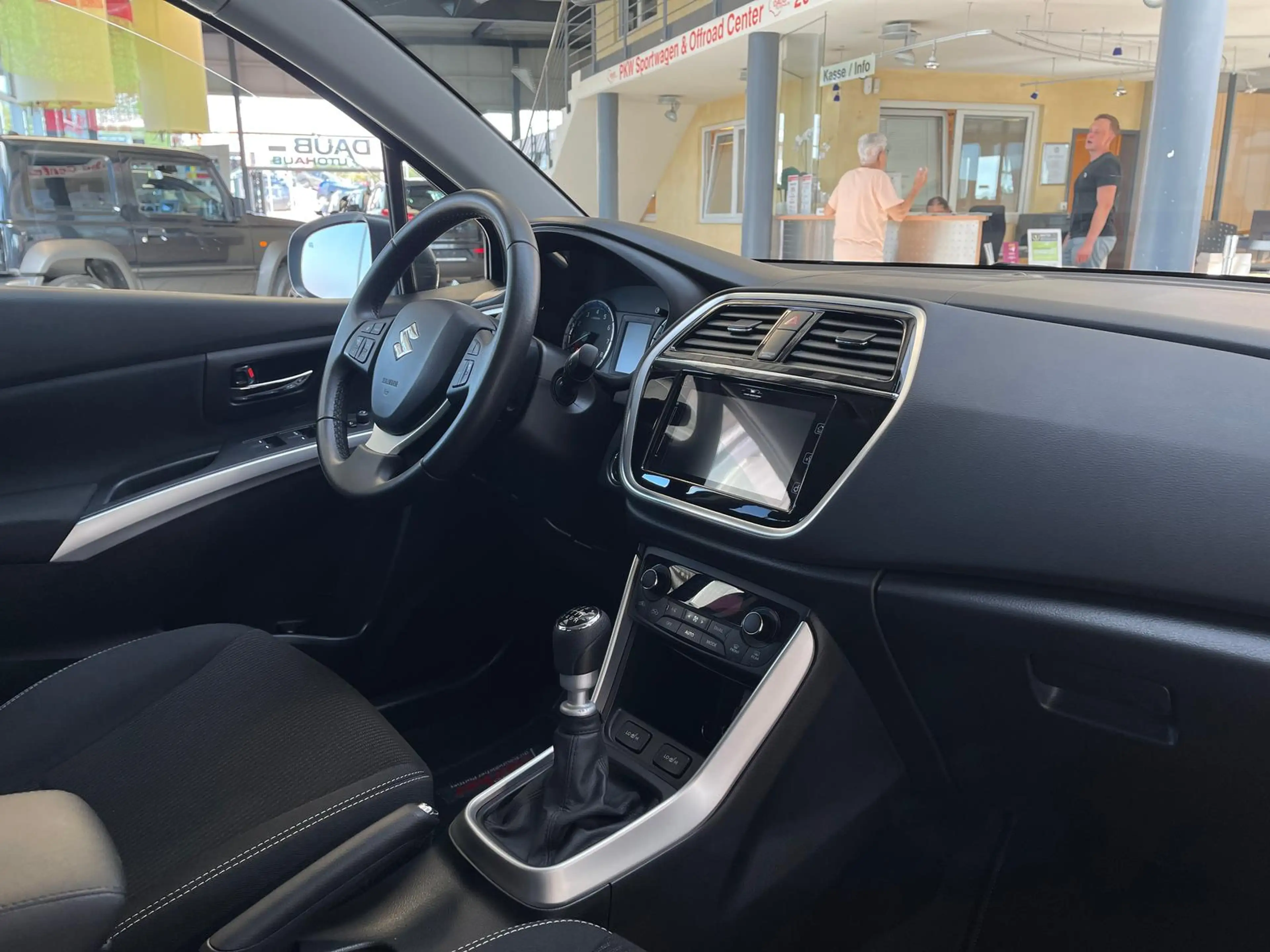 Suzuki SX4 S-Cross 1.4 Comfort+Navi+Kamera+Touch+Alu+++ — photo 13