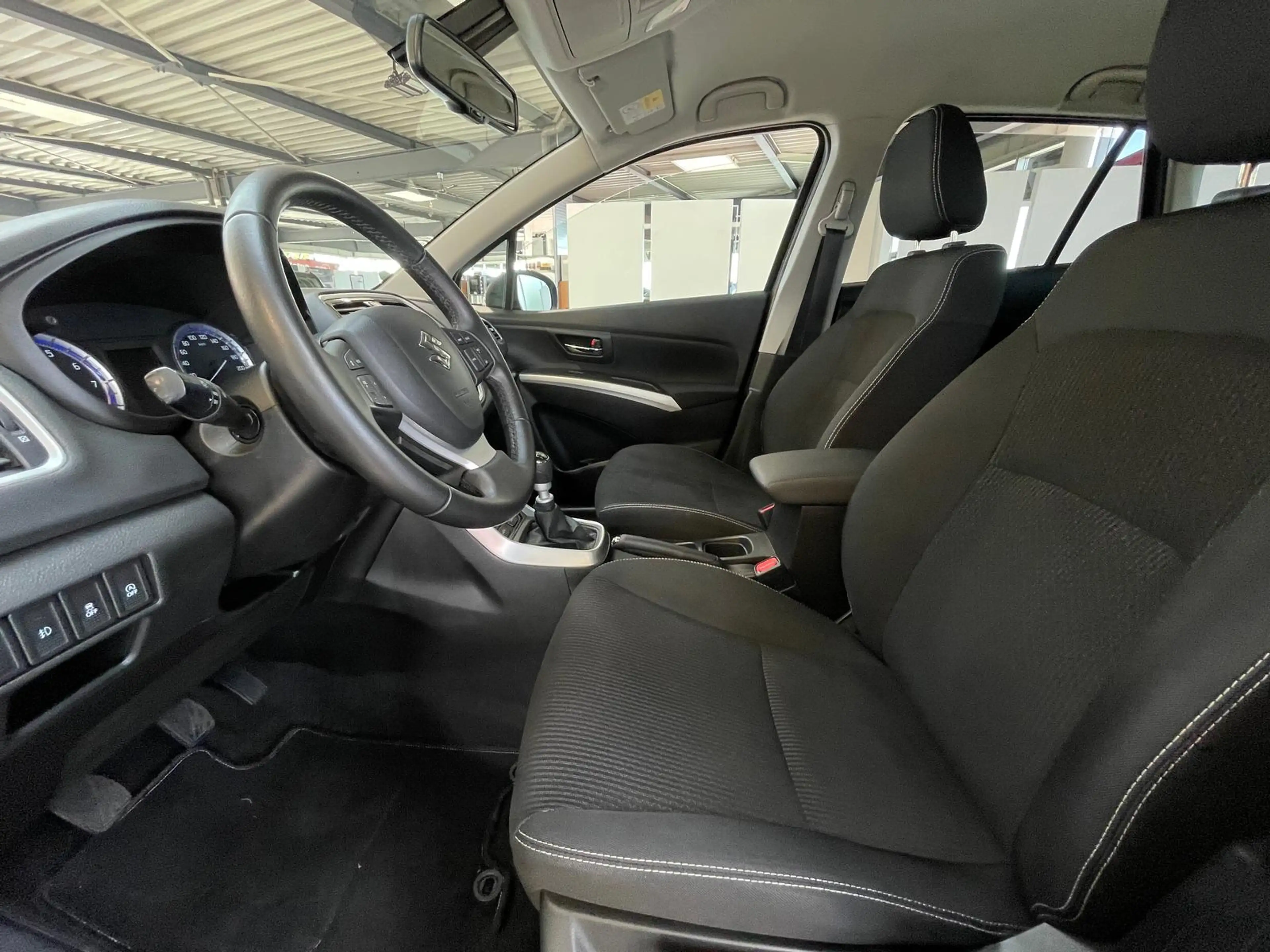 Suzuki SX4 S-Cross 1.4 Comfort+Navi+Kamera+Touch+Alu+++ — photo 8