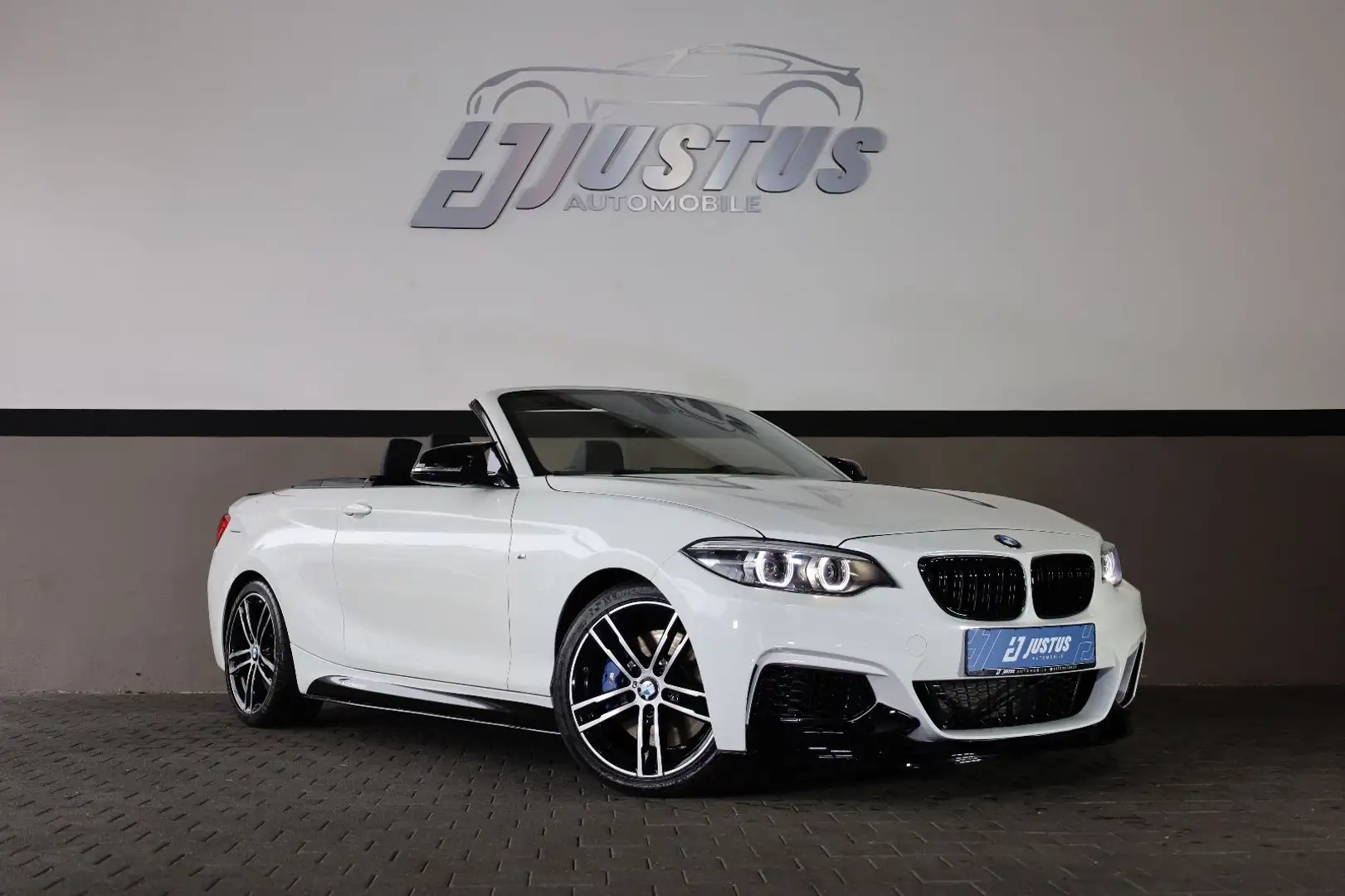 BMW 240 Cabrio/KAMERA/APPLE/LED/SHZ/LHZ/WIFI/R18 Weiß - 1