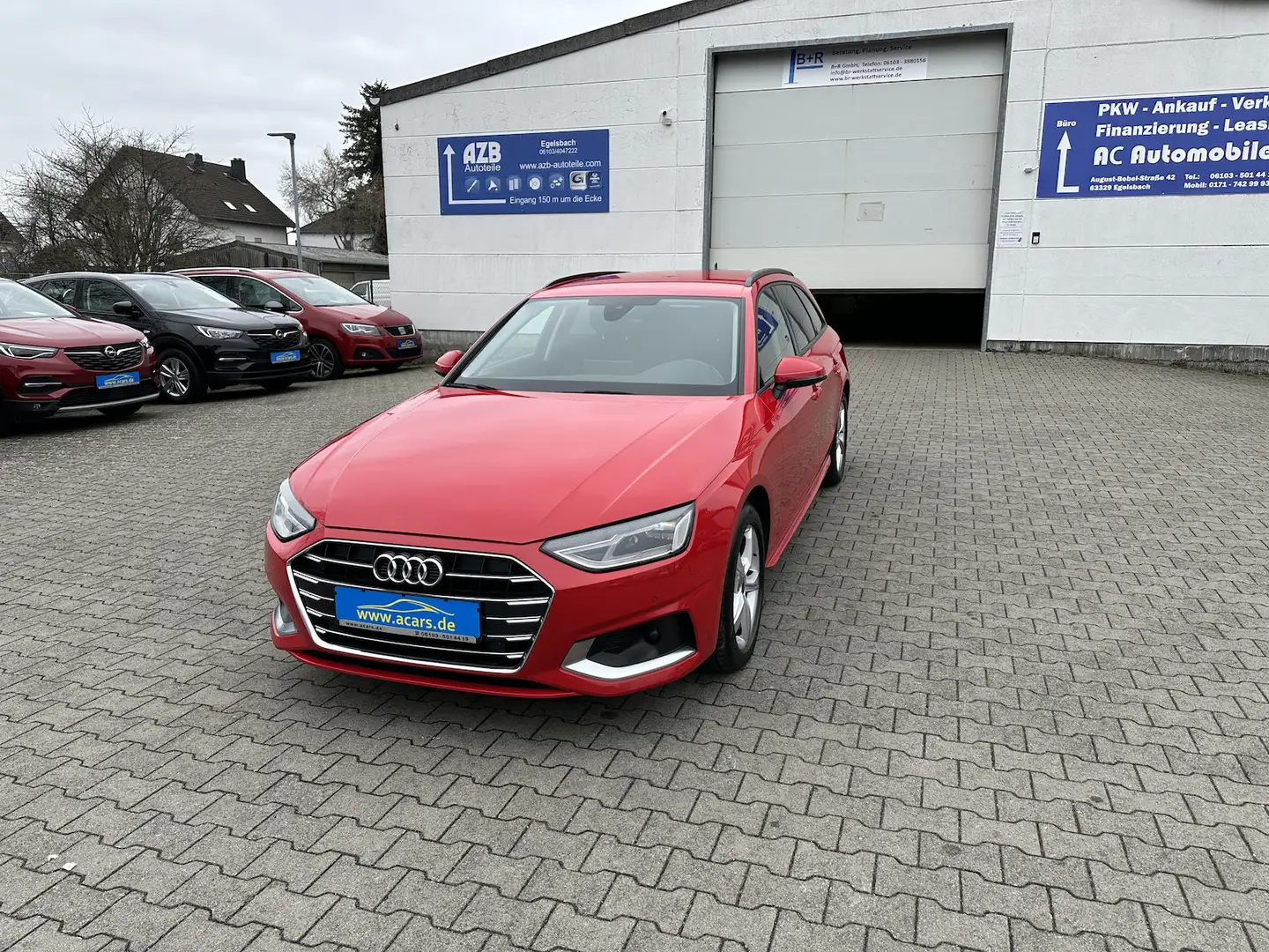 Audi A4 35 TDI Aut advan Navi Temp SHA AHK PDC Alu17 E6 Rouge - 1