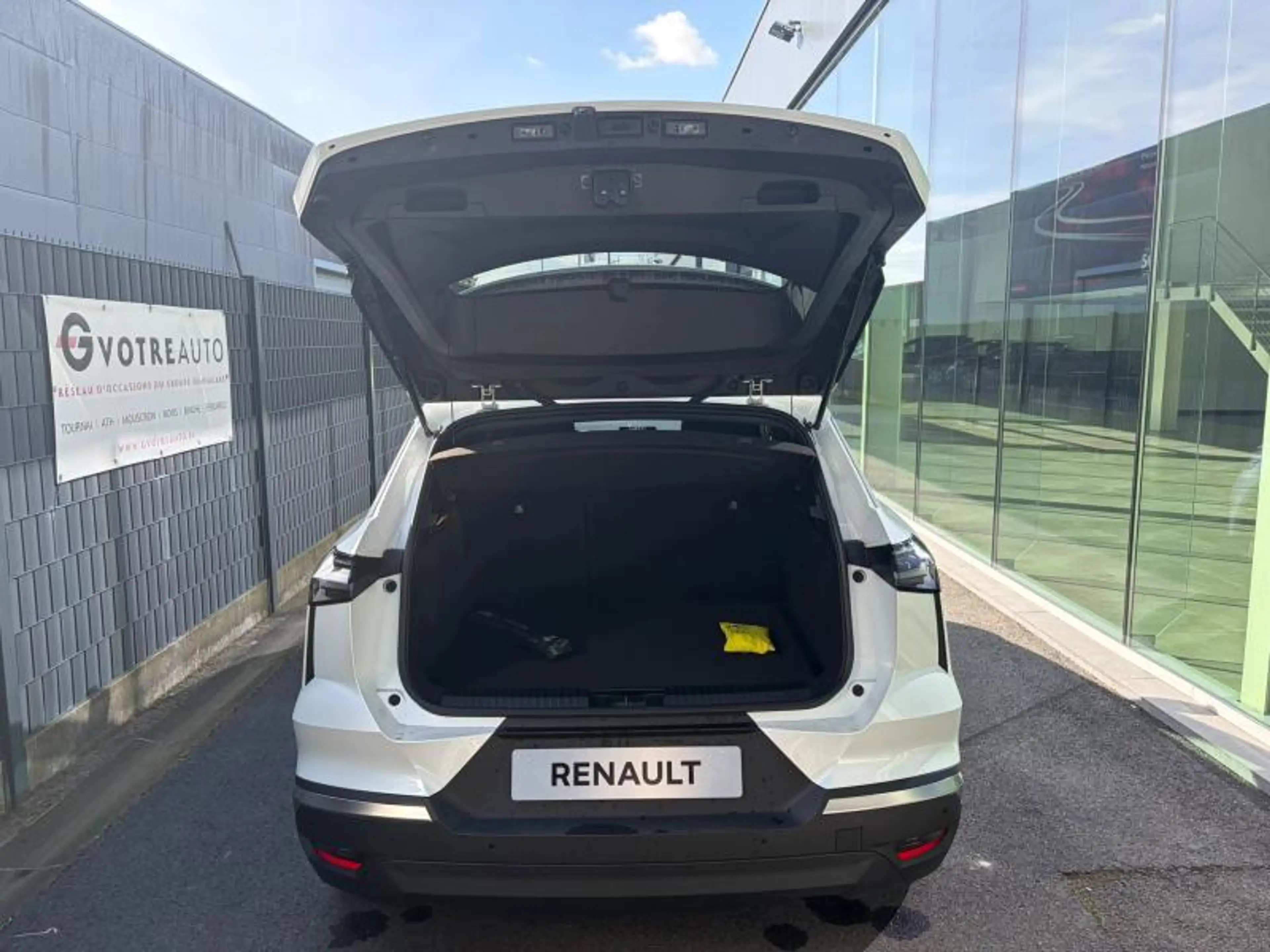 Renault Symbioz TECHNO FULL HYBRID — photo 9