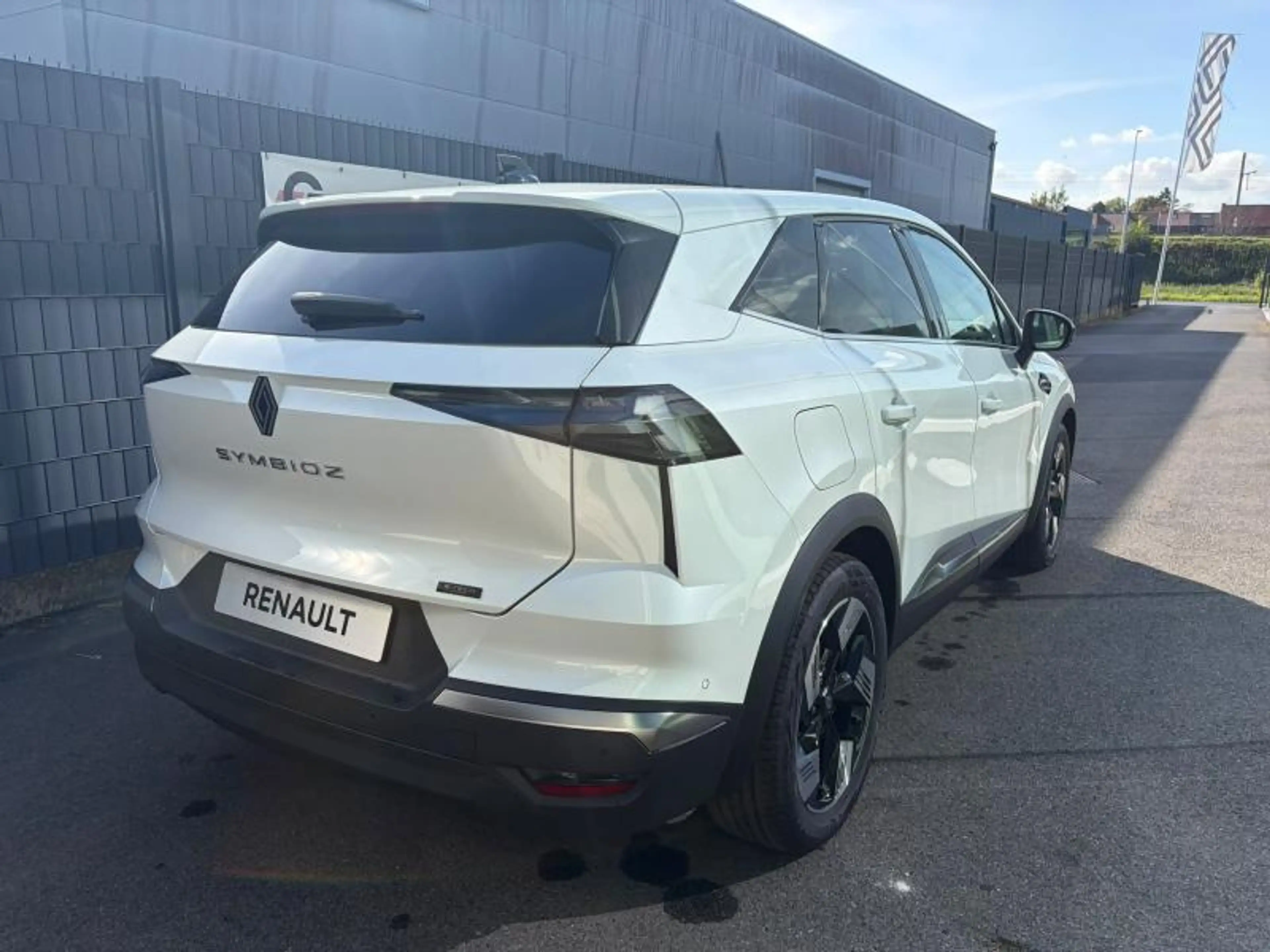 Renault Symbioz TECHNO FULL HYBRID — photo 6