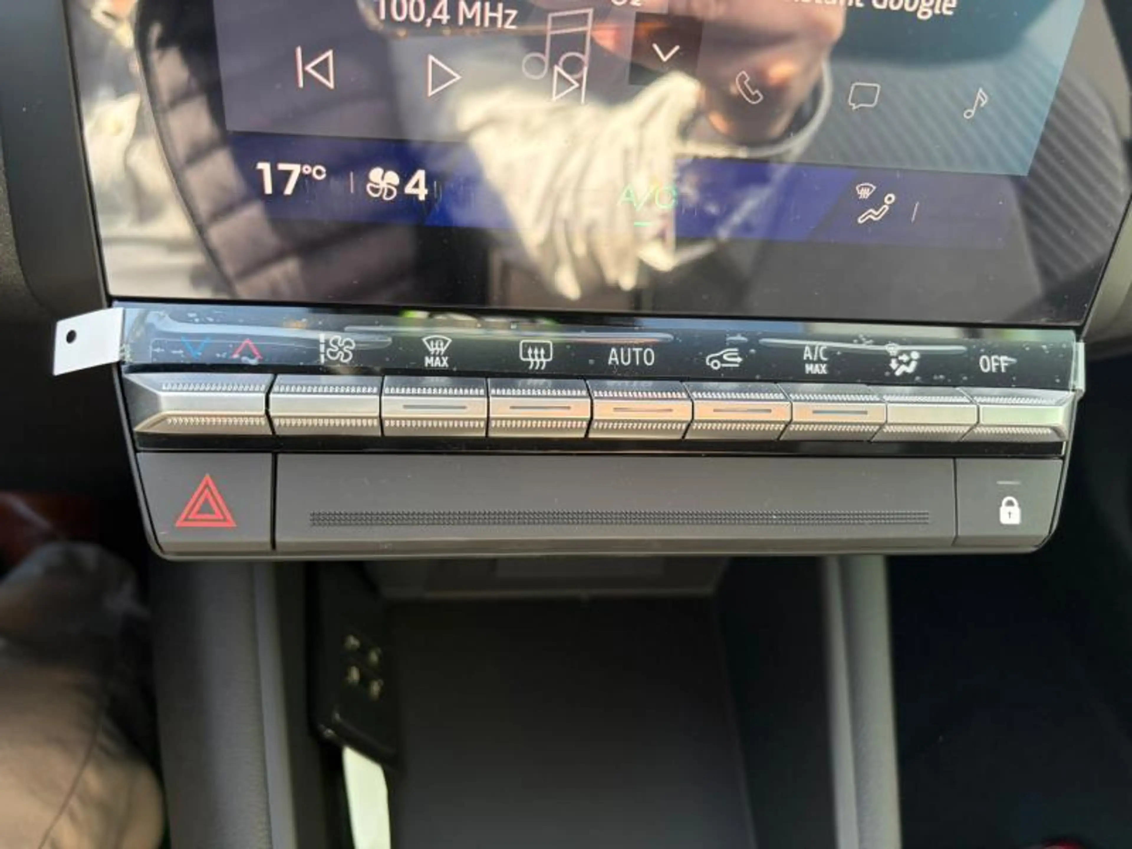 Renault Symbioz TECHNO FULL HYBRID — photo 18