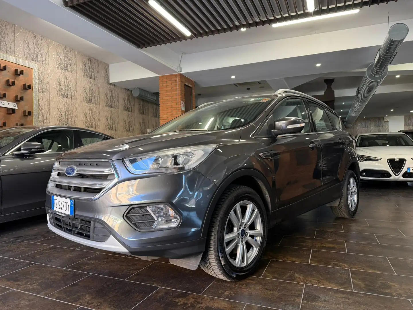 Ford Kuga Kuga II 2017 2.0 tdci Business s Grau - 1
