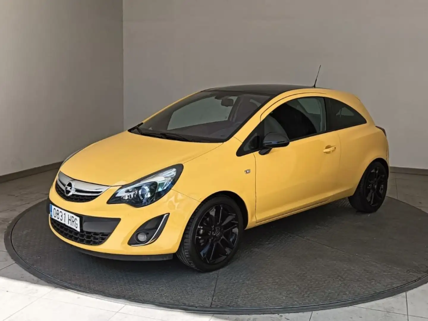Opel Corsa 1.4 Color Edition S&S Amarillo - 1