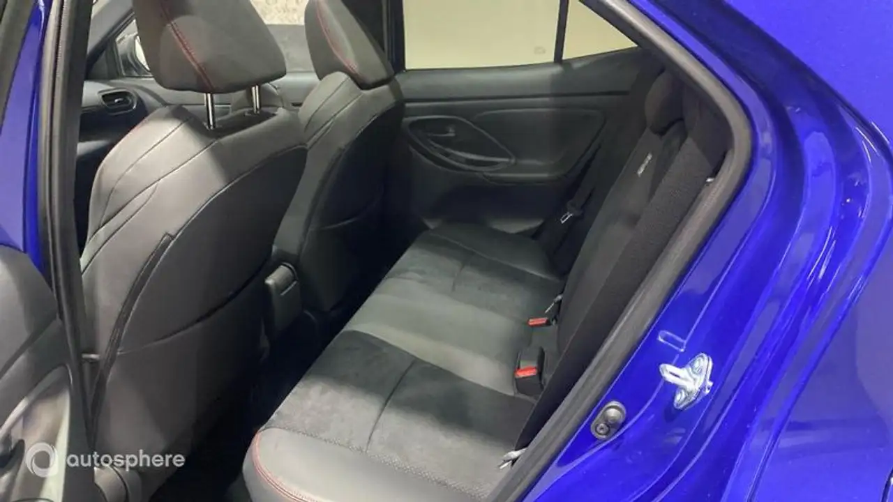 Toyota Yaris Yaris — photo 13