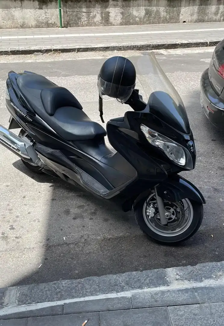 Suzuki Burgman 400 - 2