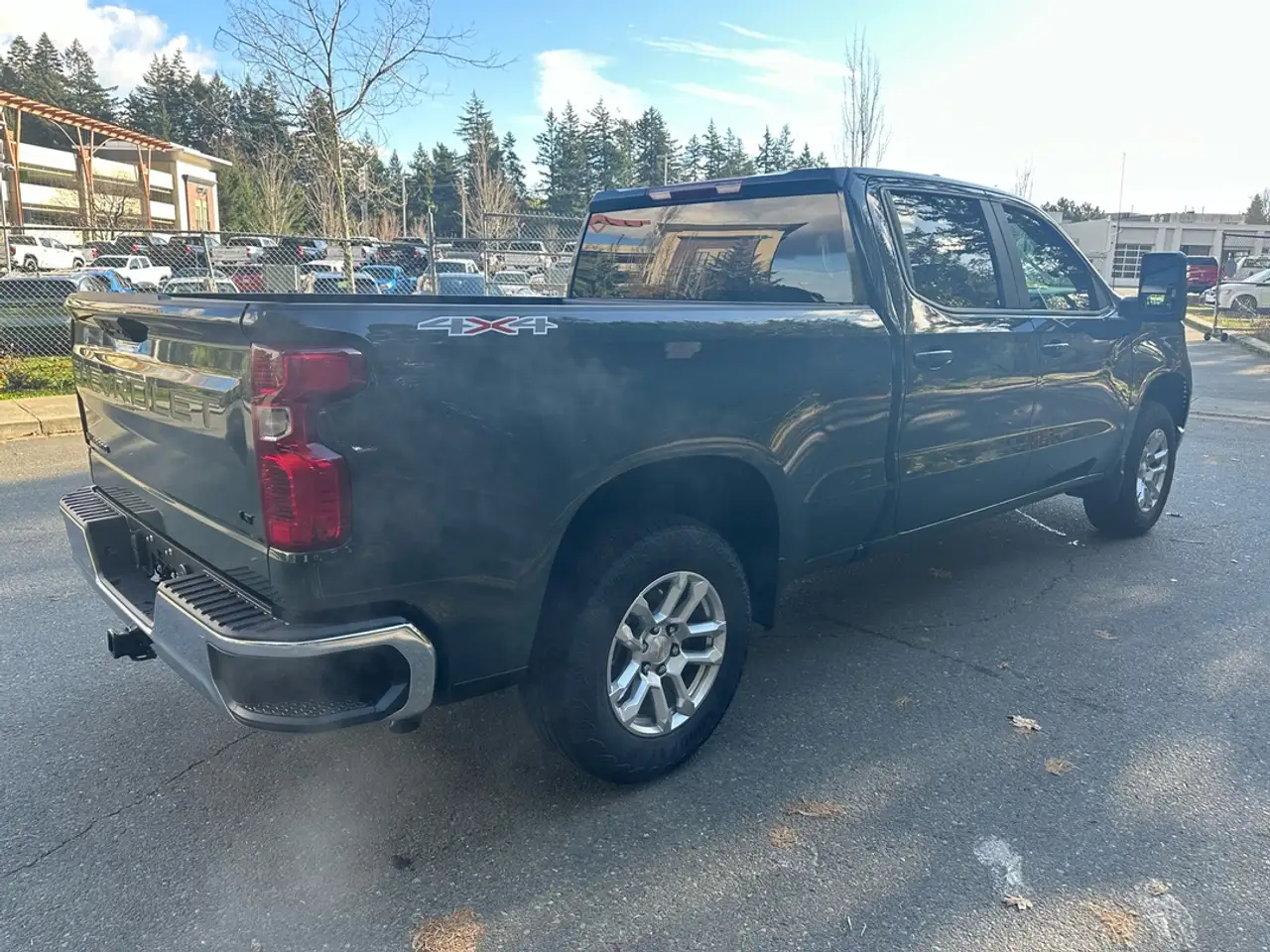 Chevrolet Silverado 1500 photo Chevrolet Silverado 1500