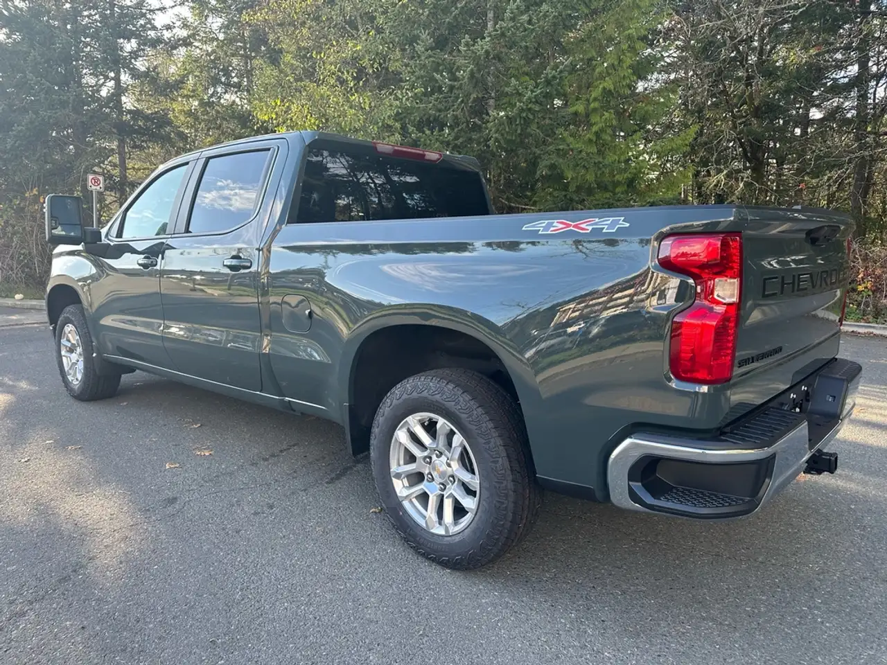 Chevrolet Silverado 1500 photo Chevrolet Silverado 1500