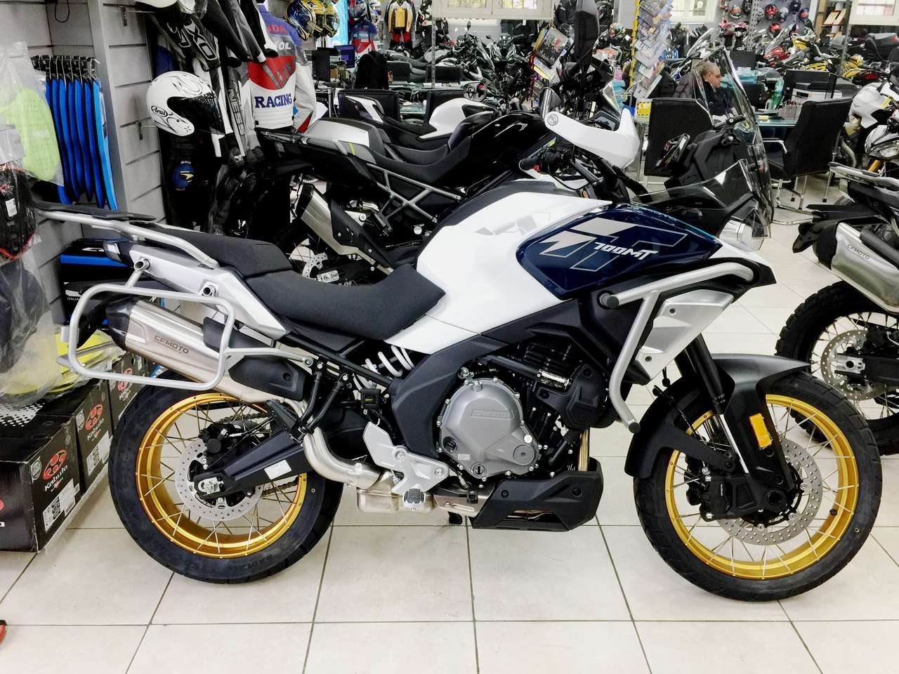 CFMOTO 700 MT ADVENTURE - FINANZIABILE A MINIRATE