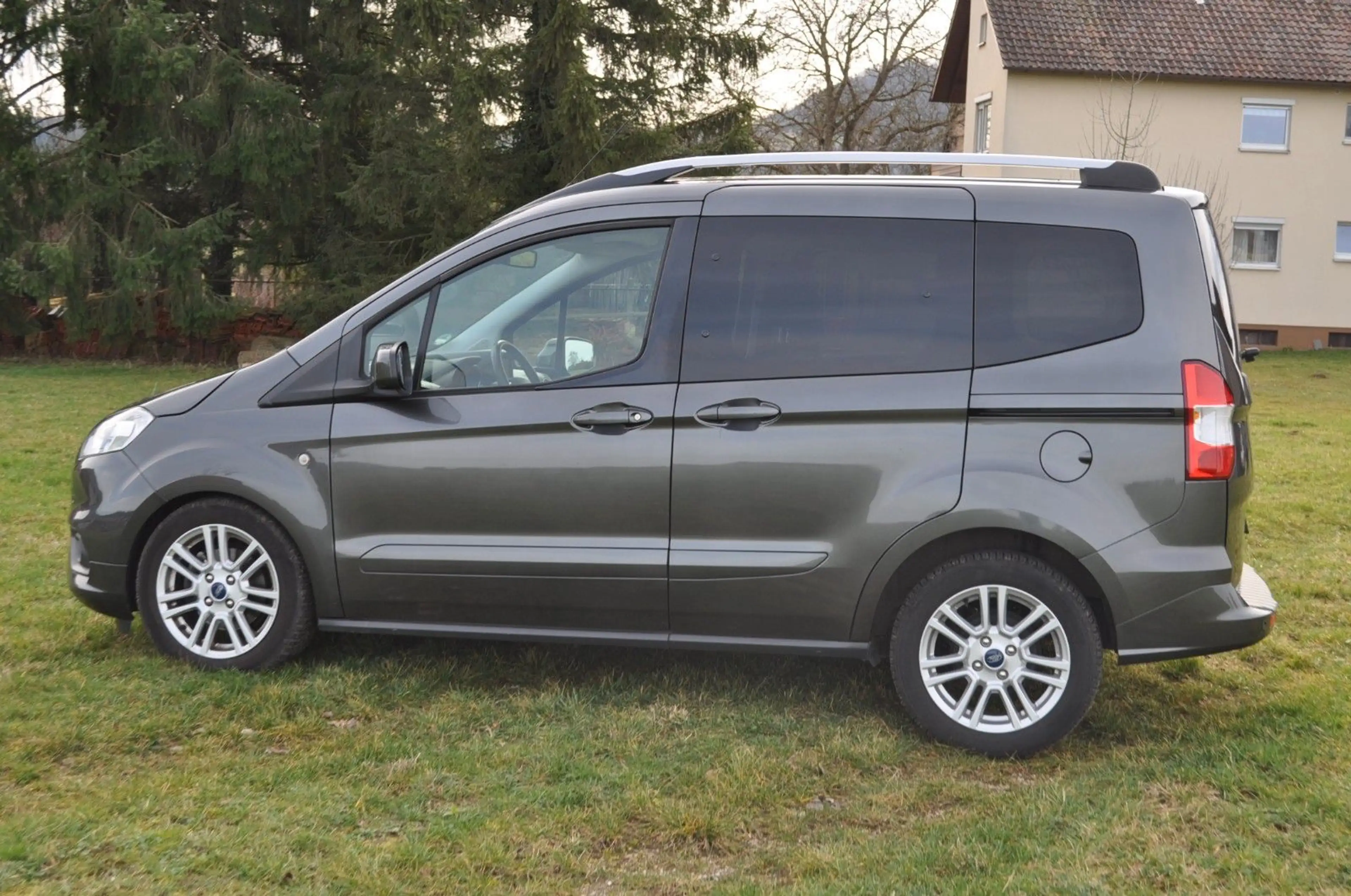 Ford Tourneo Courier Titanium * 58.000 Km * — photo 5