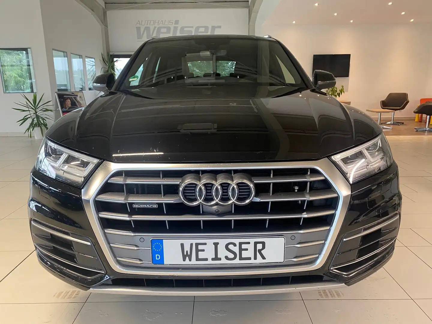 Audi Q5 50 TDI quattro sport, s-line, AHK, Pano, Standh. Schwarz - 2