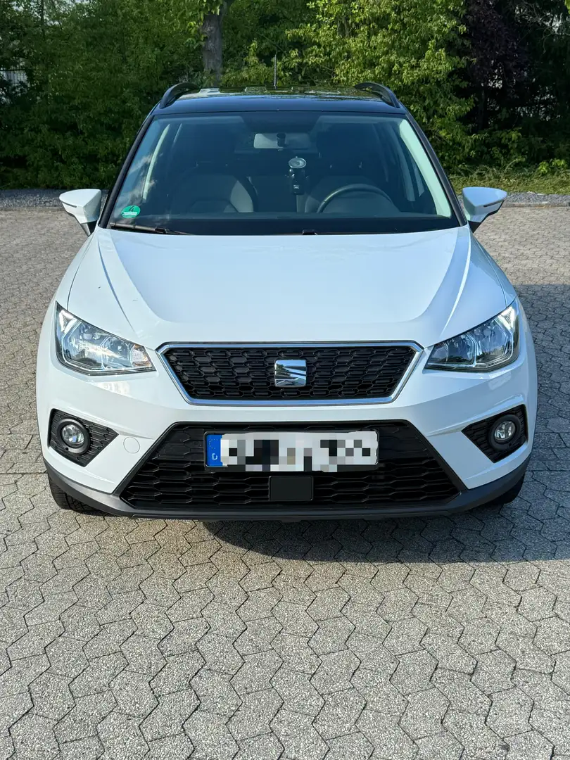 SEAT Arona 1.0 TSI DSG OPF Fast Lane Weiß - 2
