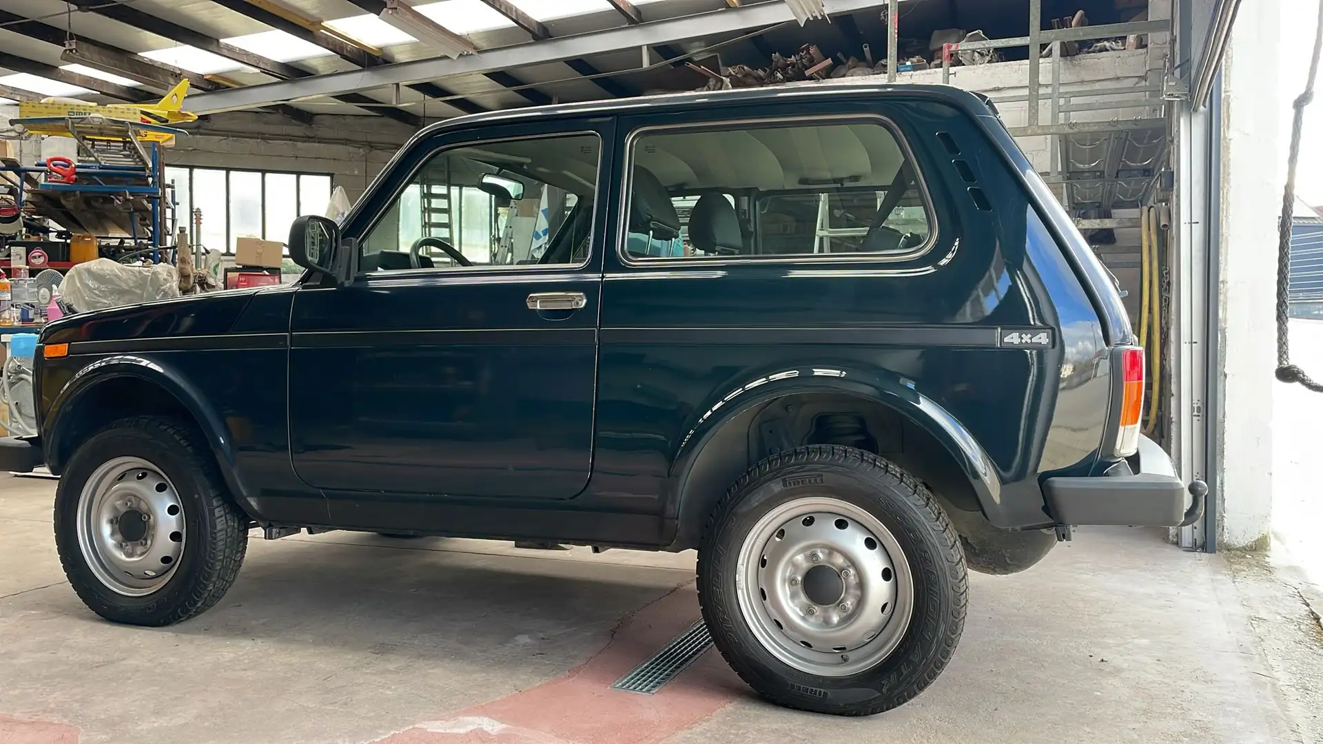 Lada Niva Niva 1.7i Norma LPG Grün - 2