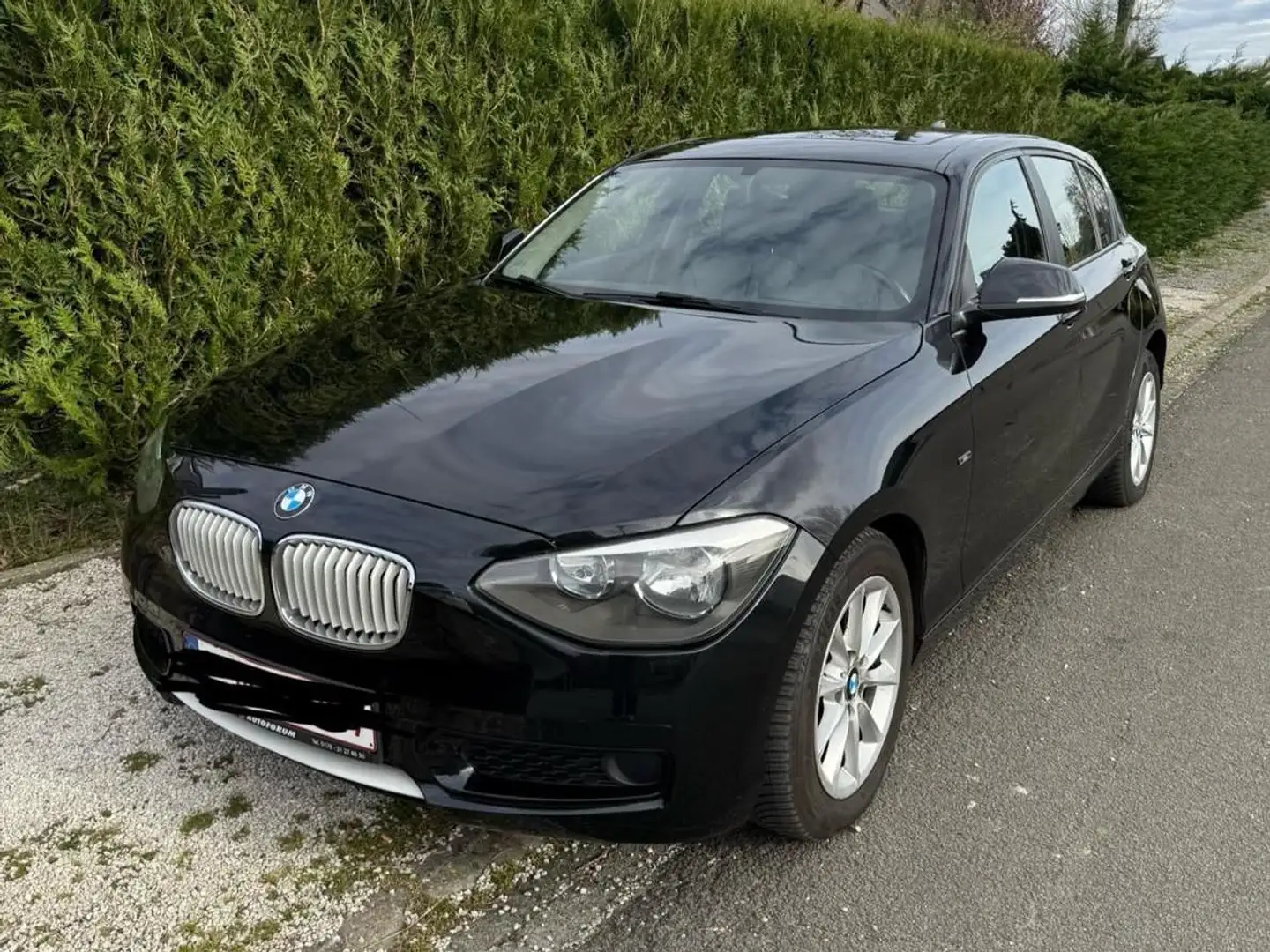 BMW 116 116i Zwart - 2