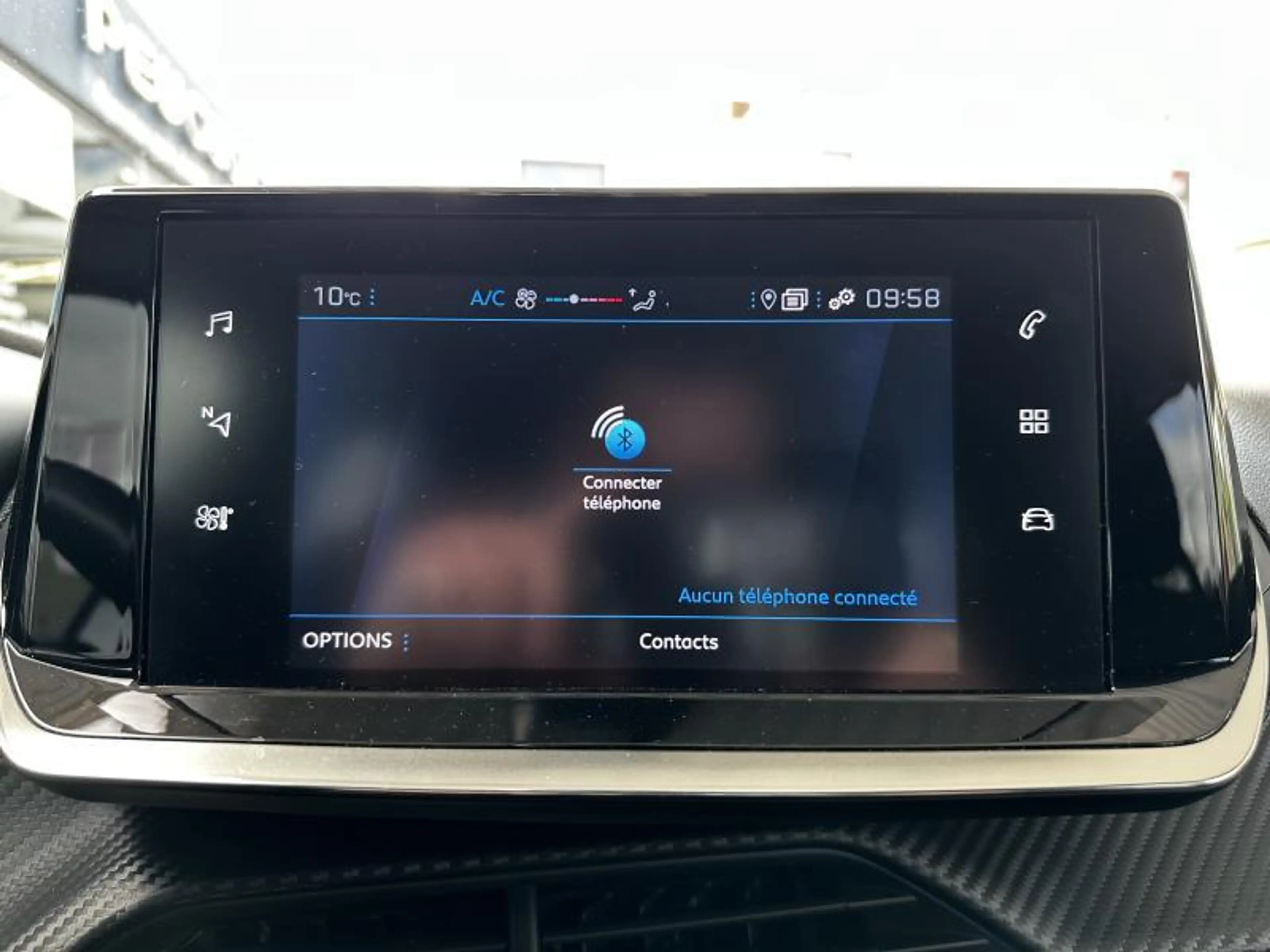 Peugeot 208 Style — photo 14