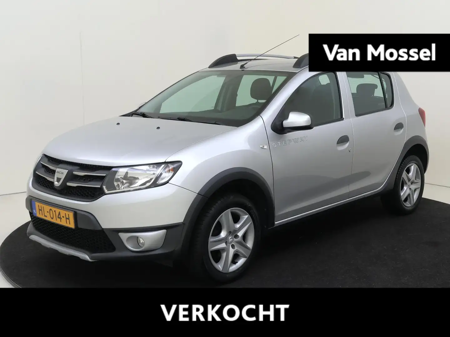 Dacia Sandero 0.9 TCe Stepway Lauréate Gris - 1