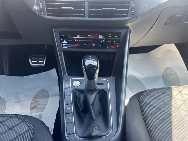 Volkswagen Taigo view 10