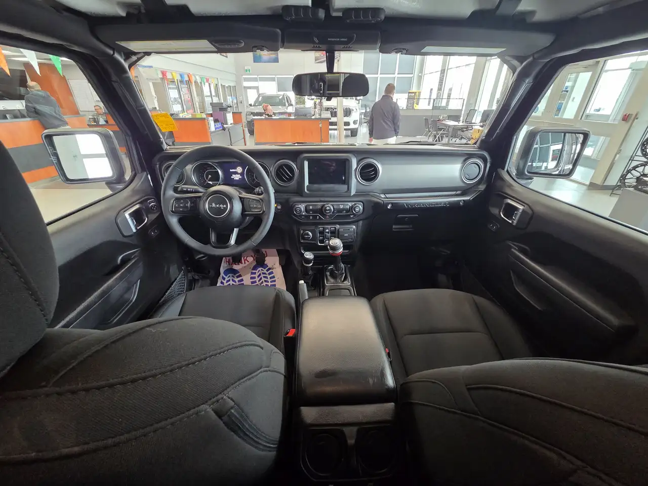 Jeep Wrangler снимка Jeep Wrangler