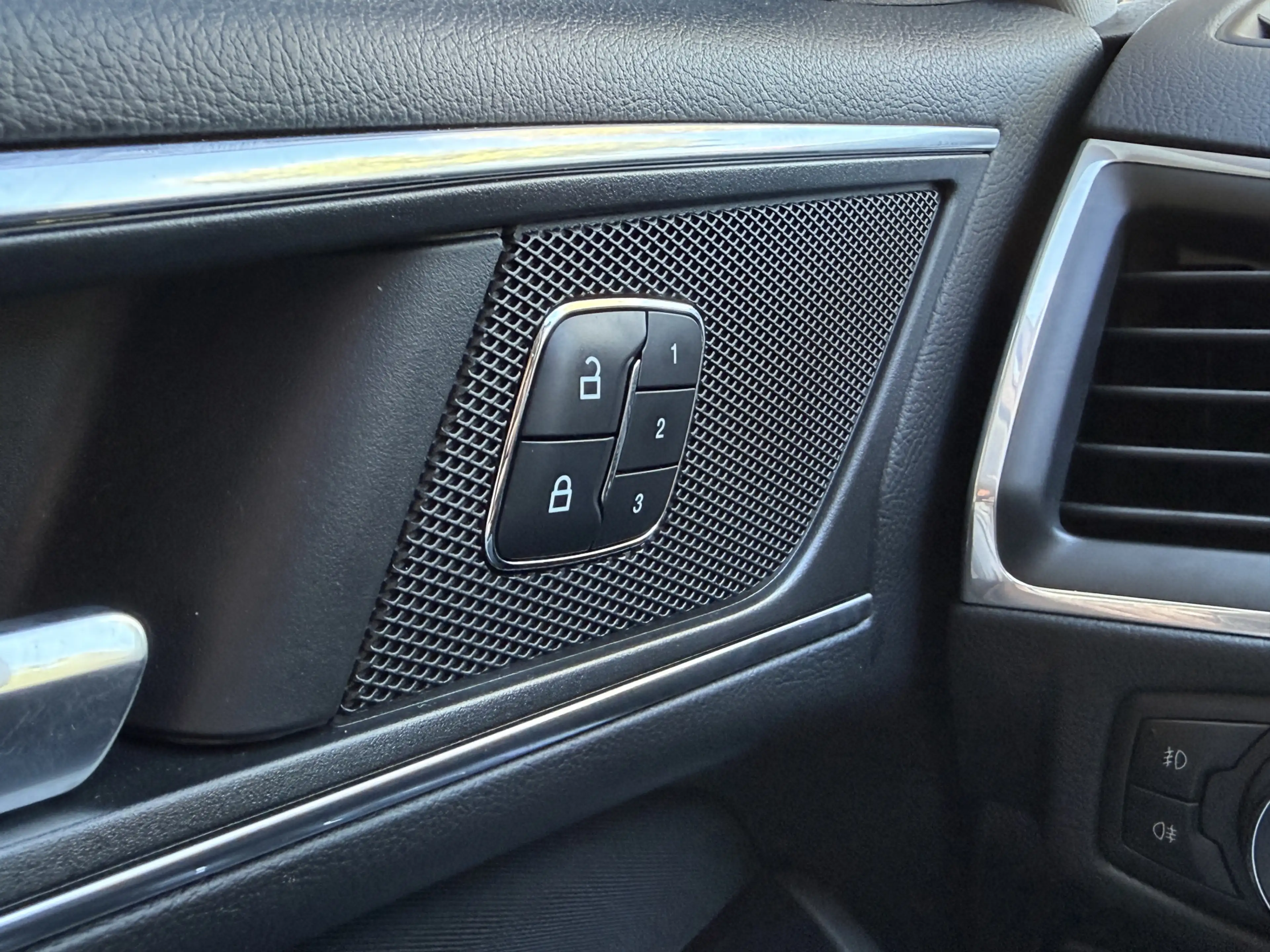 Ford S-Max 1.5 Titanium 7p. | Stoel/stuur verwarming | Trekha — photo 20