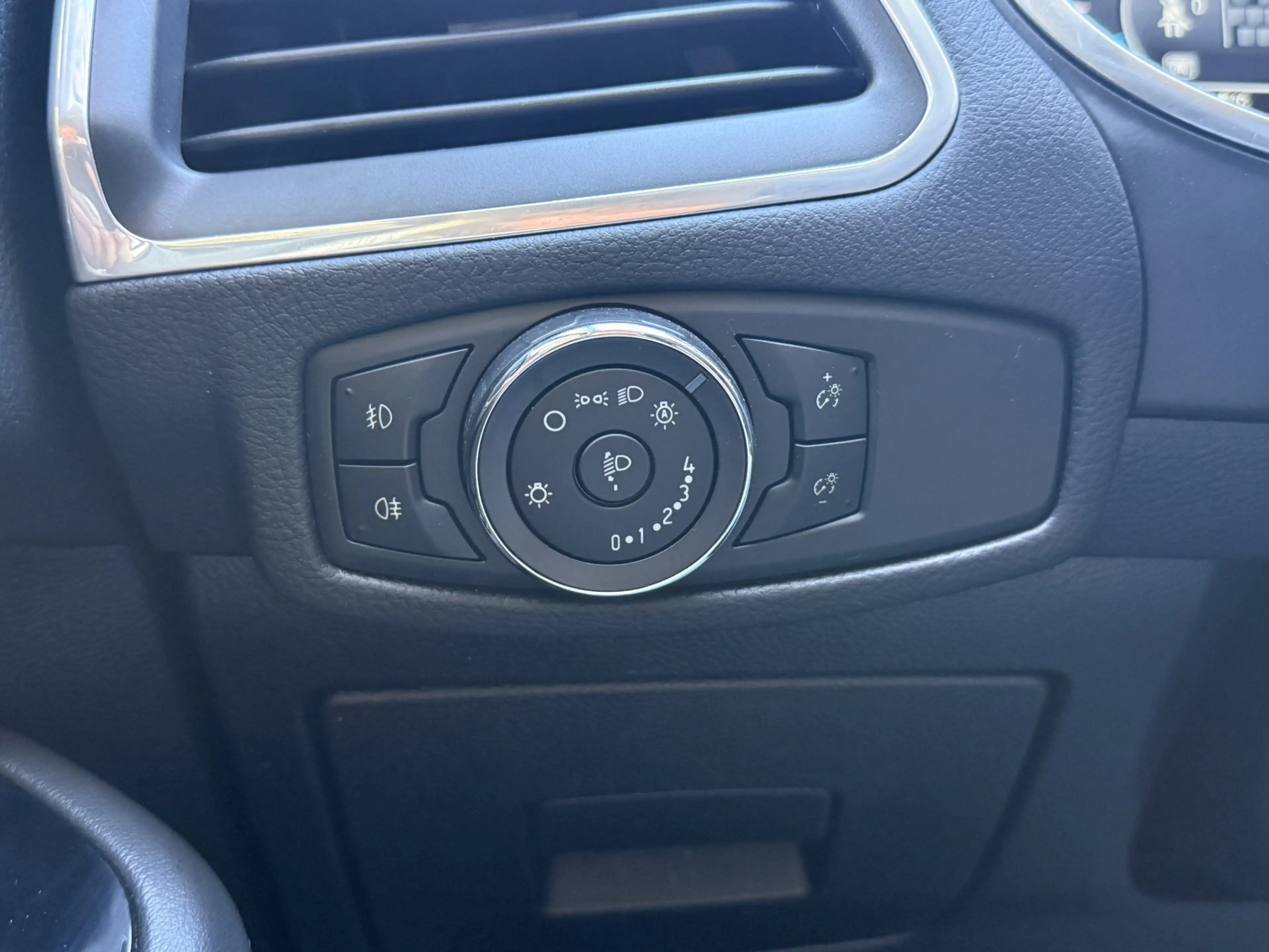 Ford S-Max 1.5 Titanium 7p. | Stoel/stuur verwarming | Trekha — photo 19