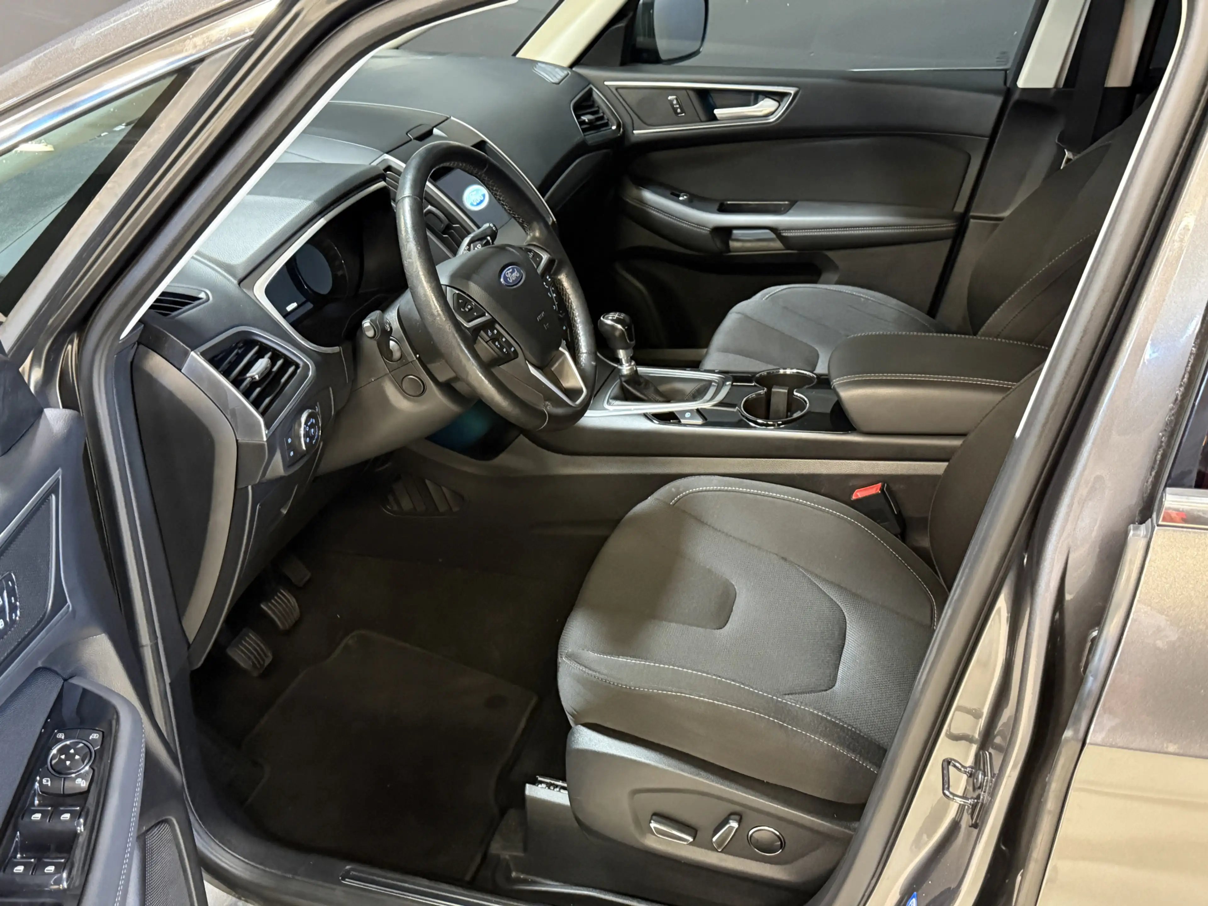 Ford S-Max 1.5 Titanium 7p. | Stoel/stuur verwarming | Trekha — photo 6