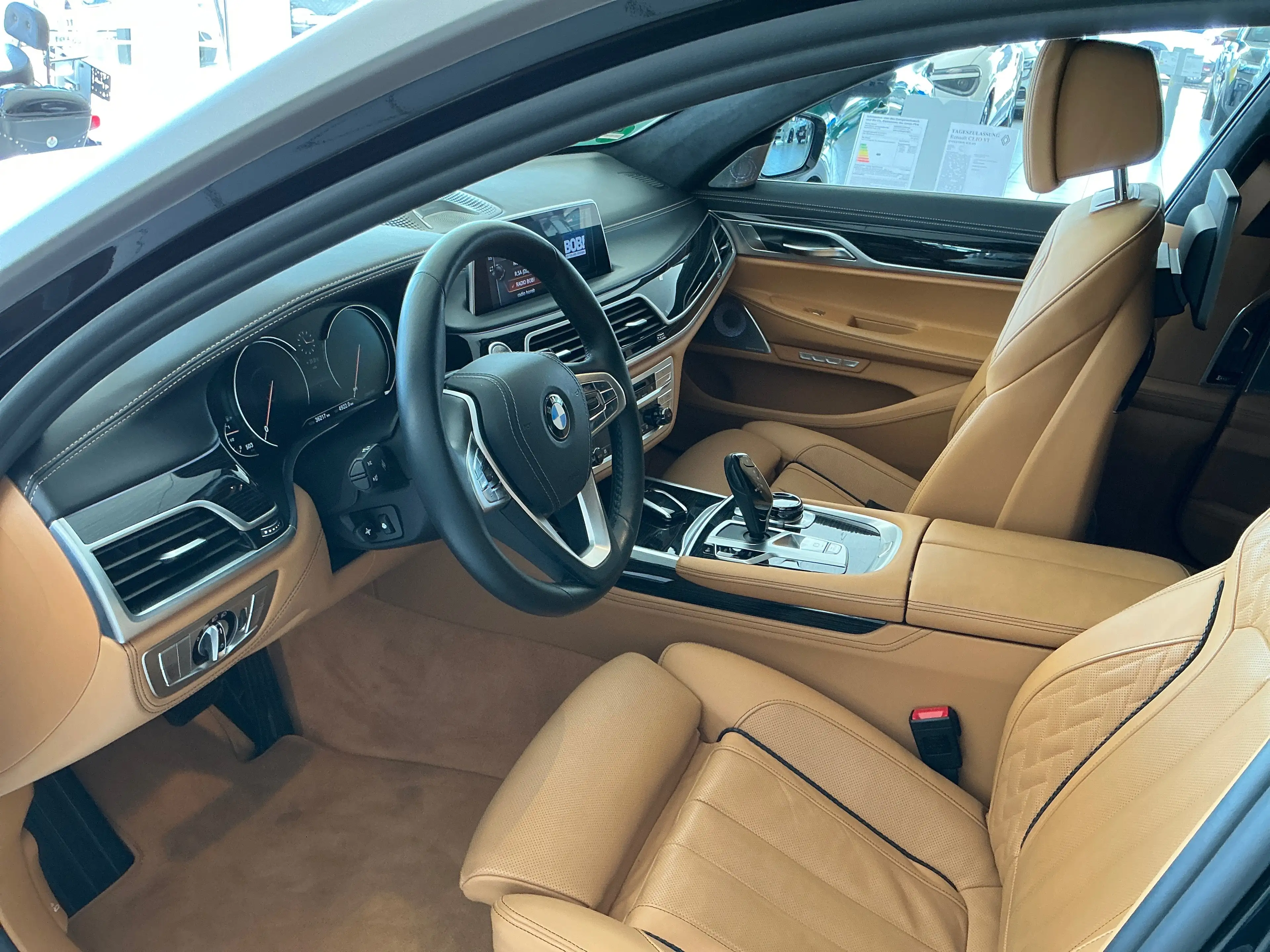 BMW 750 750 L i xDrive INDIVIDUAL, FONDENT.,LOUNGE — photo 7