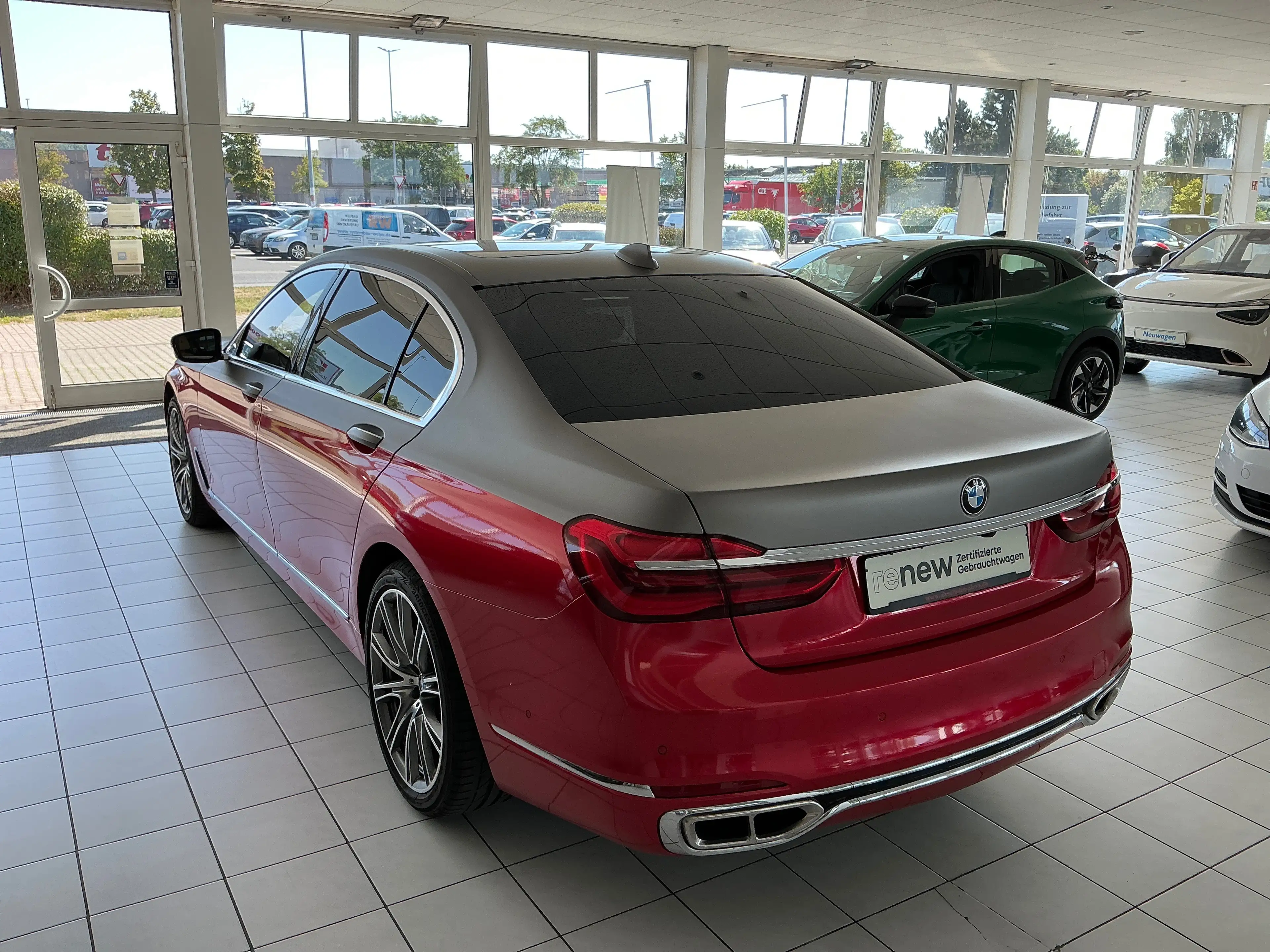 BMW 750 750 L i xDrive INDIVIDUAL, FONDENT.,LOUNGE — photo 3