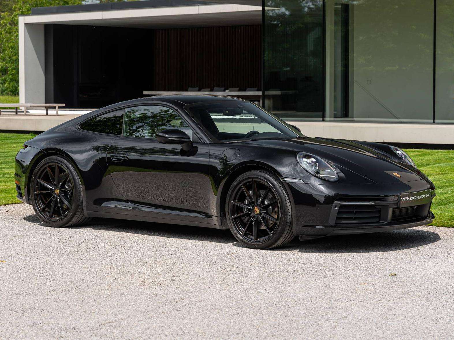 Porsche 992