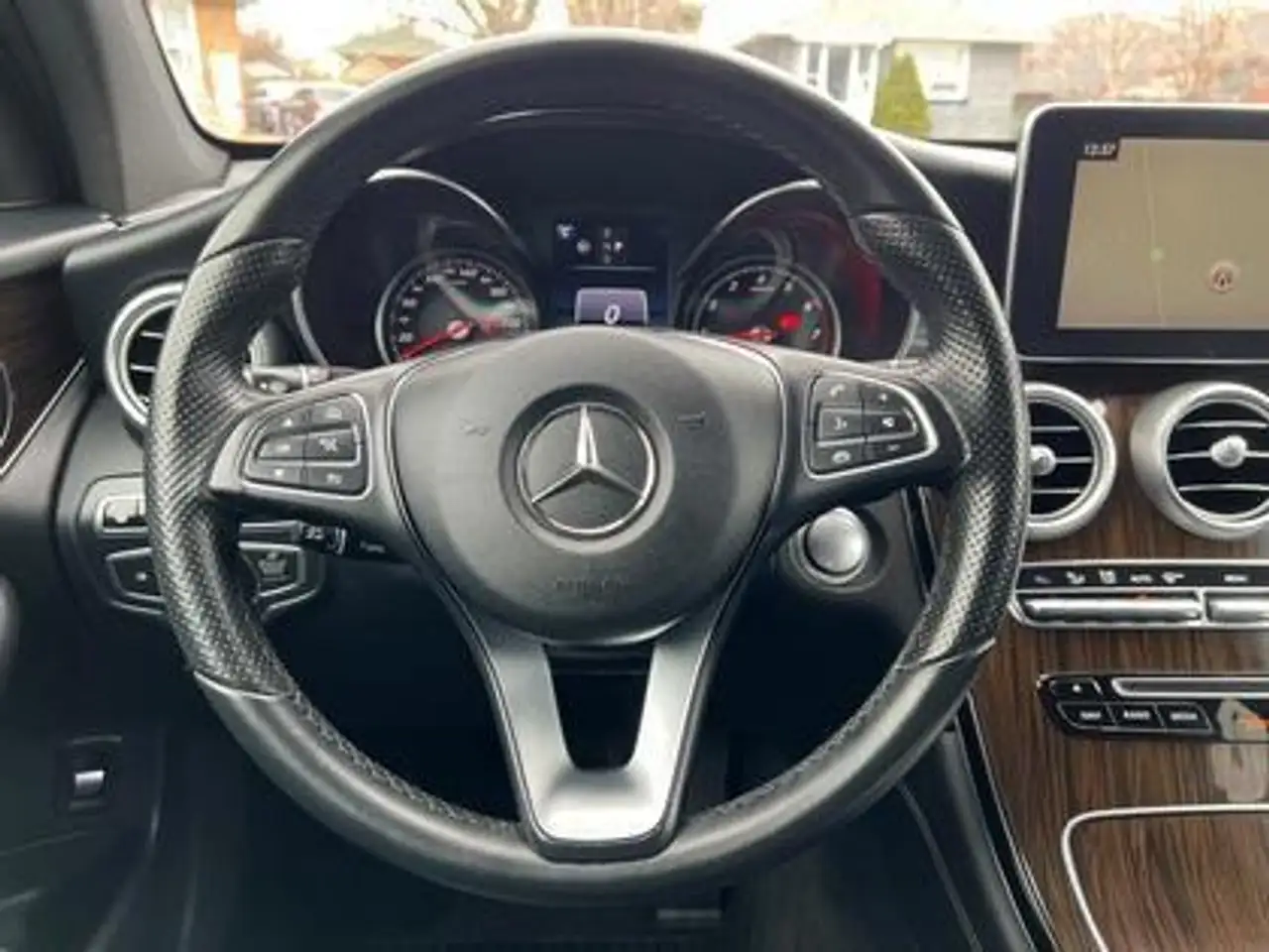 Mercedes-Benz GLC fotografie Mercedes-Benz GLC