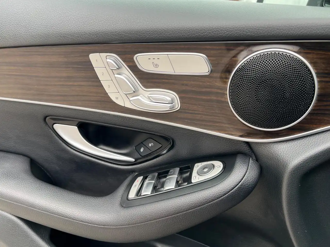 Mercedes-Benz GLC fotografie Mercedes-Benz GLC