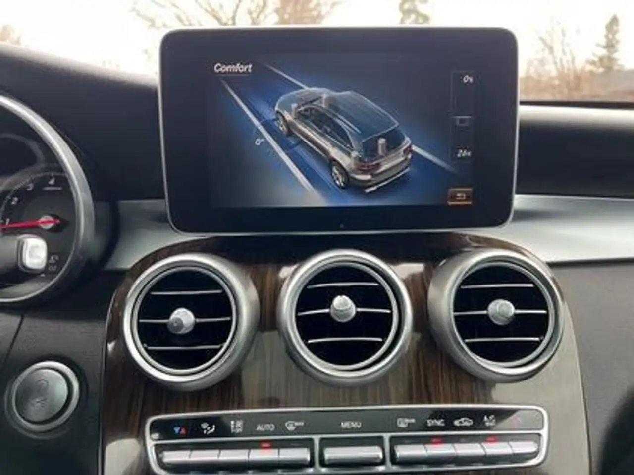 Mercedes-Benz GLC fotografie Mercedes-Benz GLC