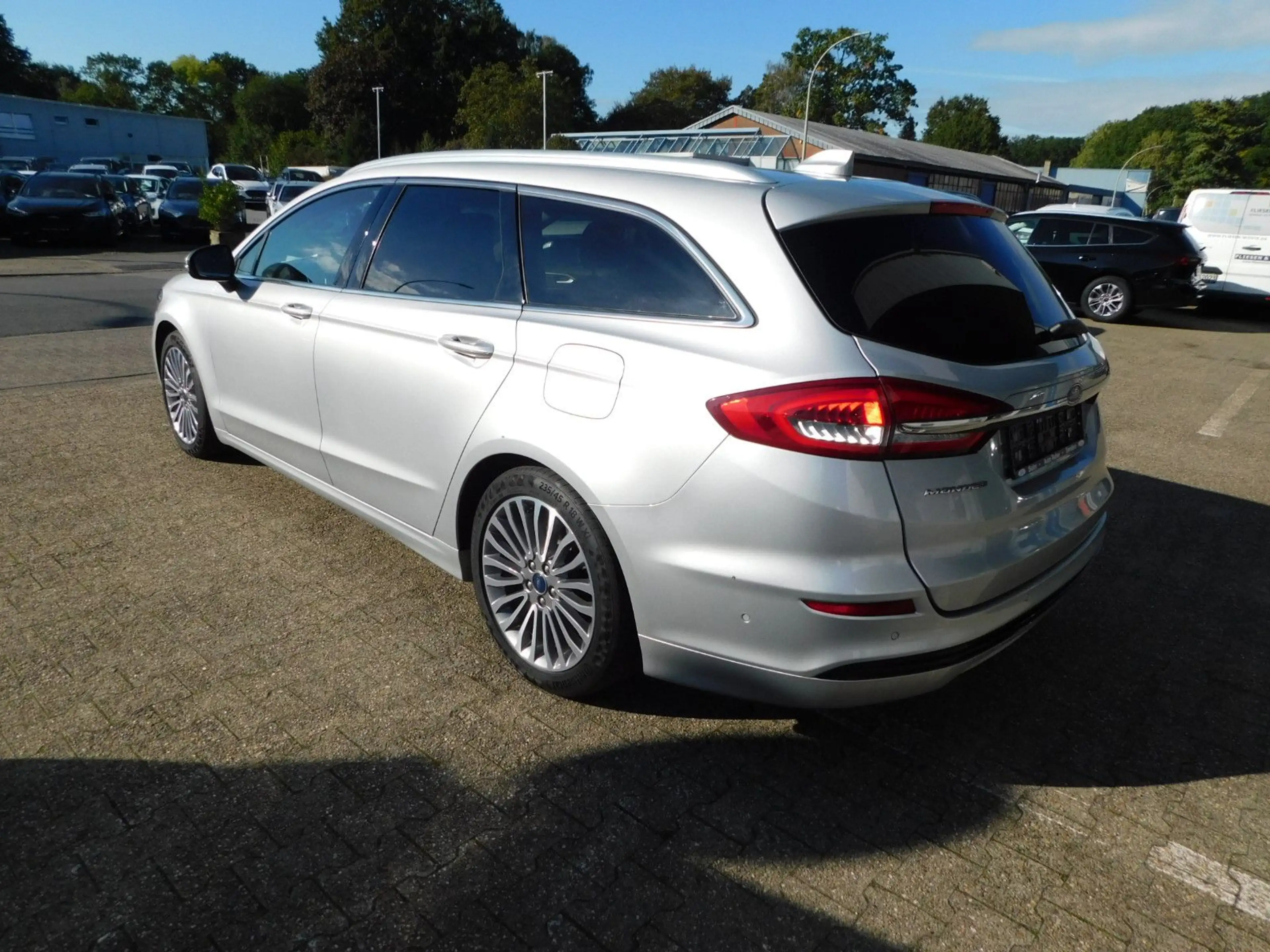 Ford Mondeo Turnier Titanium Autom. AHK / Panodach — photo 9