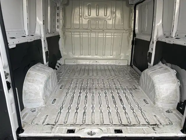 Peugeot Boxer view 7