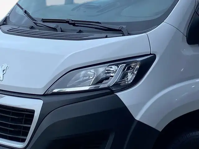 Peugeot Boxer view 12