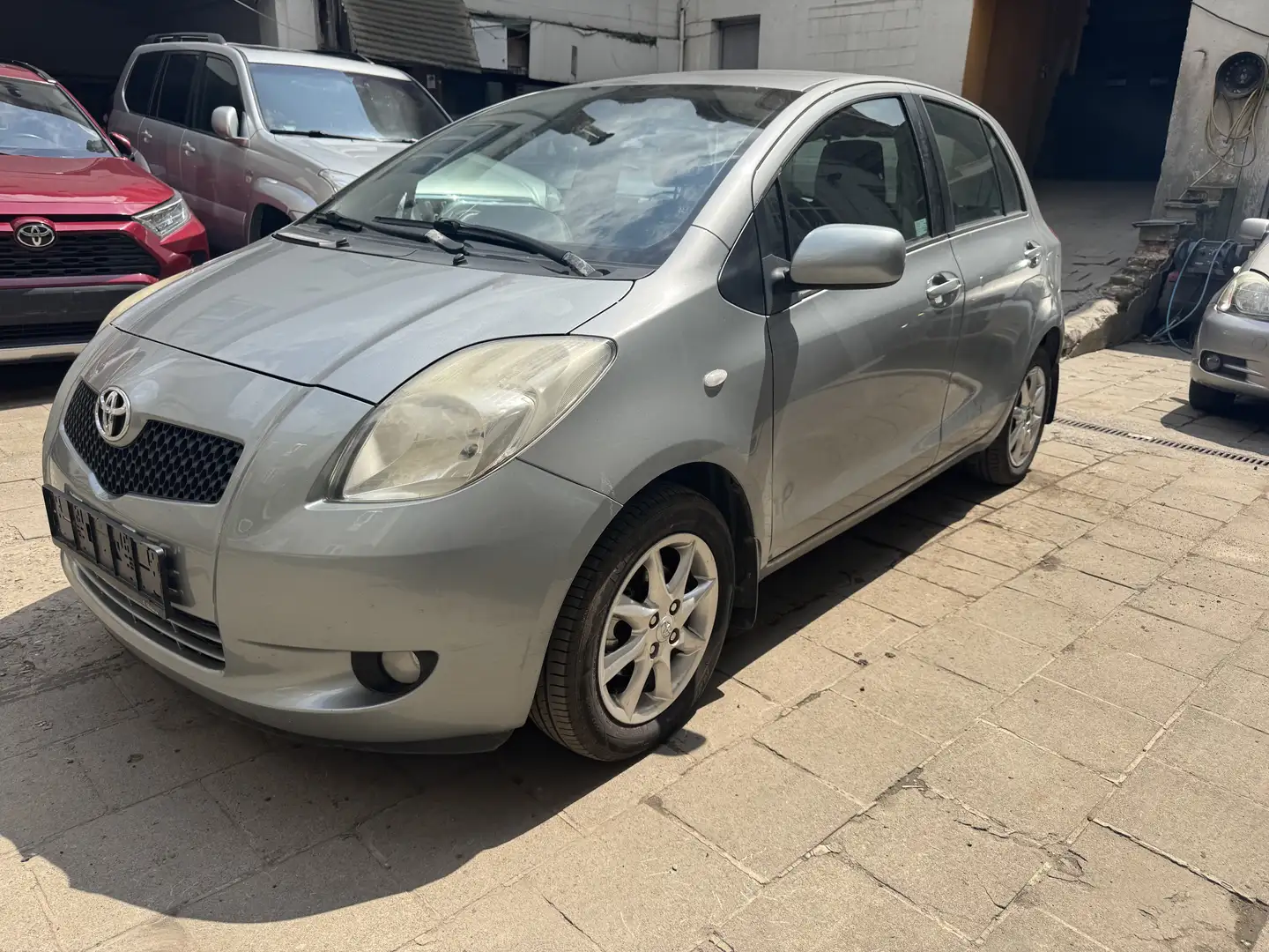 Toyota Yaris 1.3 VVT-i Multi Mode Team - 1