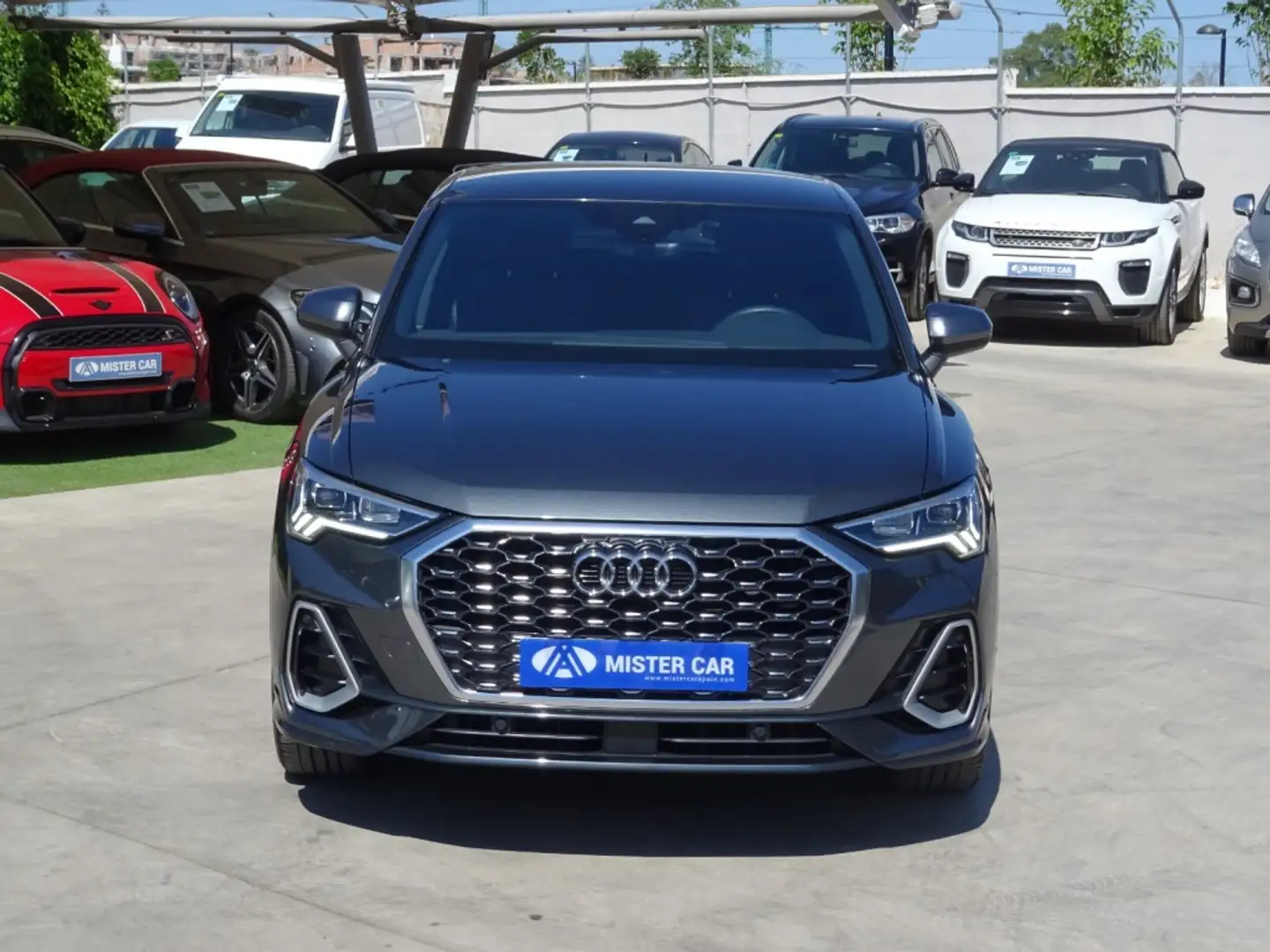 Audi Q3 Sportback 35 TDI S line quattro S tronic Gris - 2