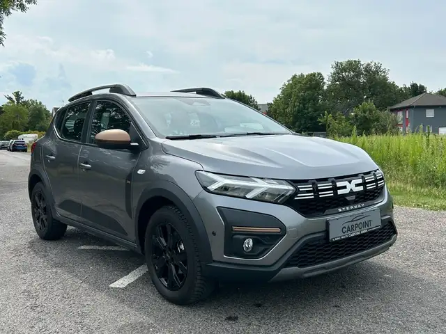 Dacia Sandero view 7