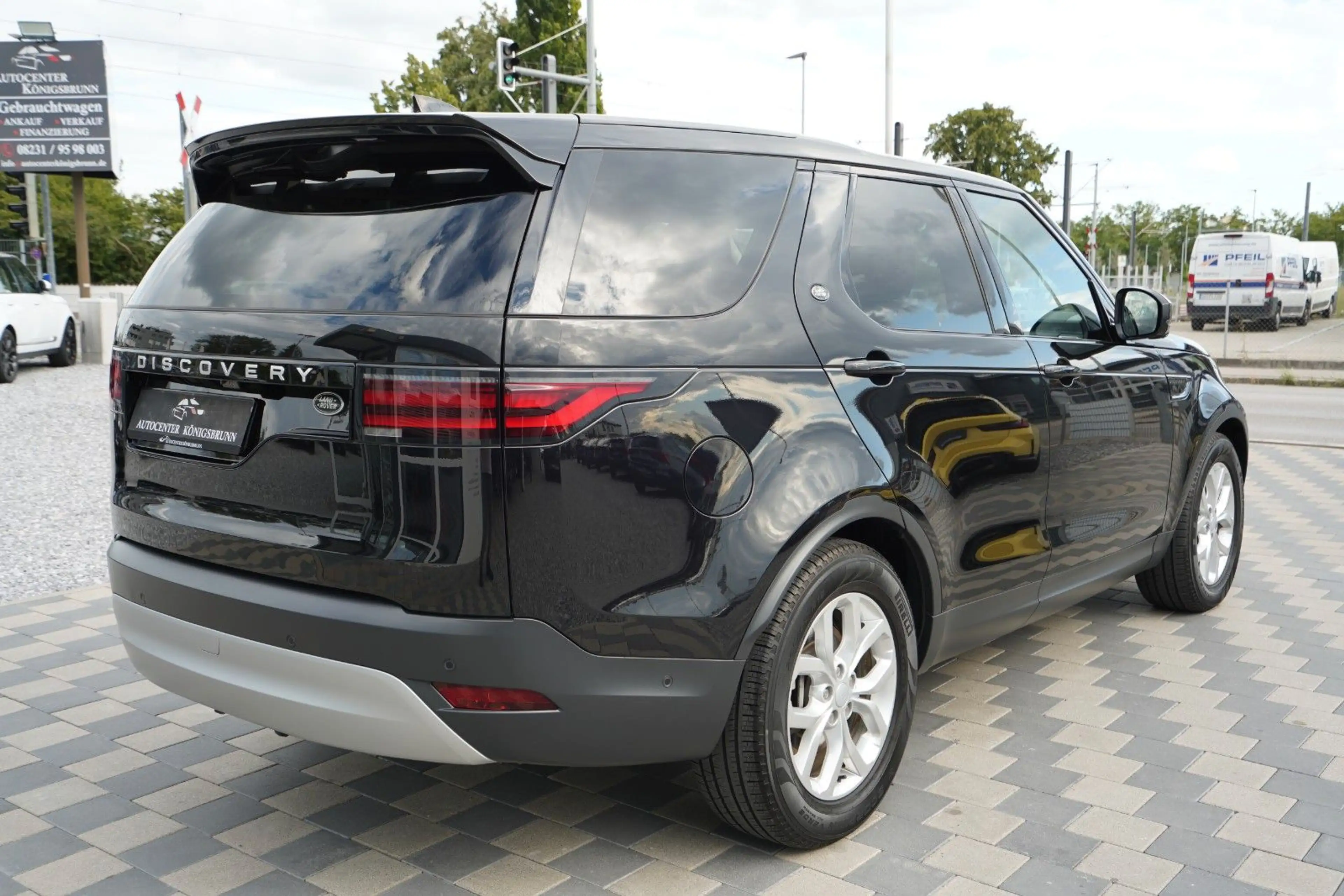 Land Rover Discovery 5 D250 AWD*1.Hand*360*AHK*ACC*Sthz*Luft — photo 5