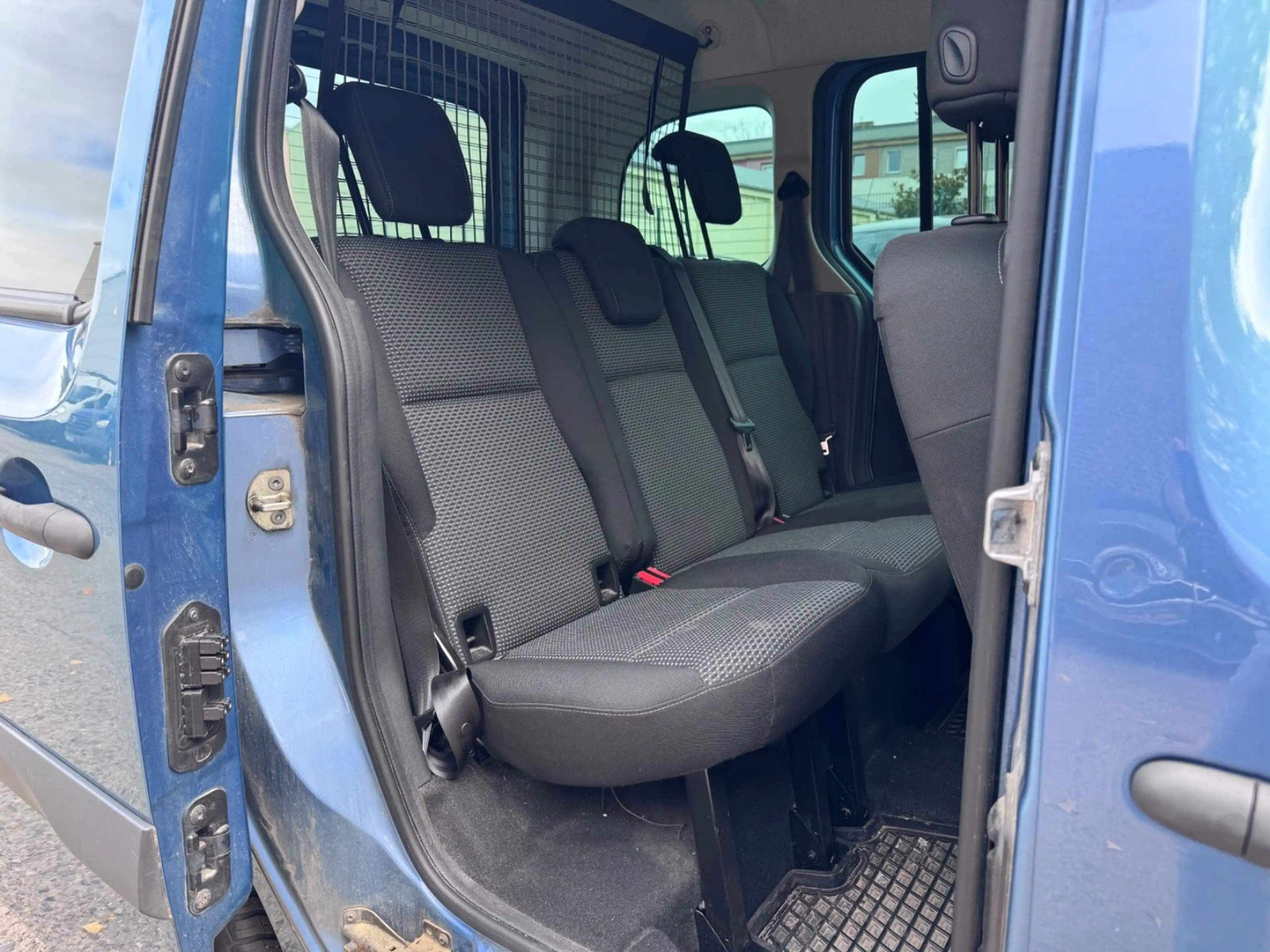 Mercedes-Benz Citan Kombi 112 lang mit neuer Steuerkette — photo 9