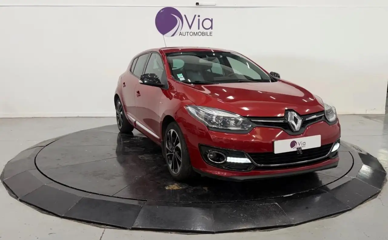 Renault Megane Citadine 5 portes — photo 3