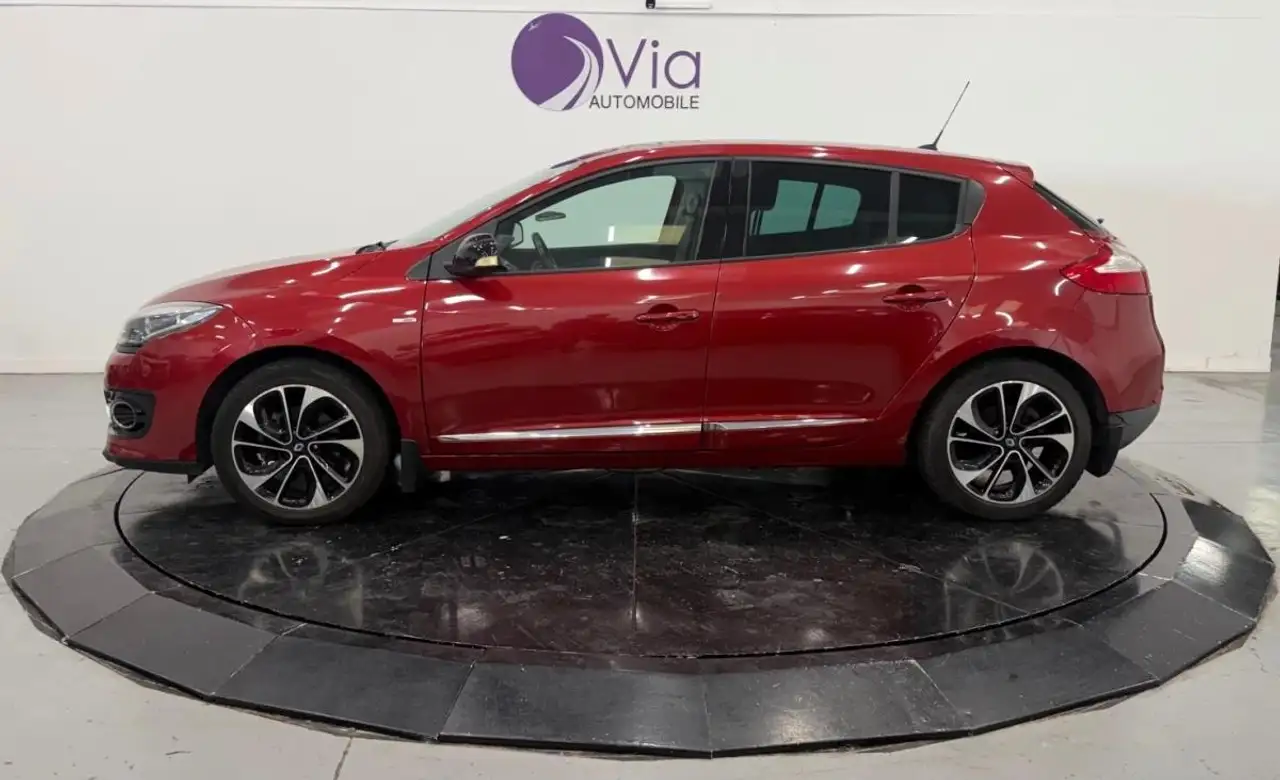 Renault Megane Citadine 5 portes — photo 5