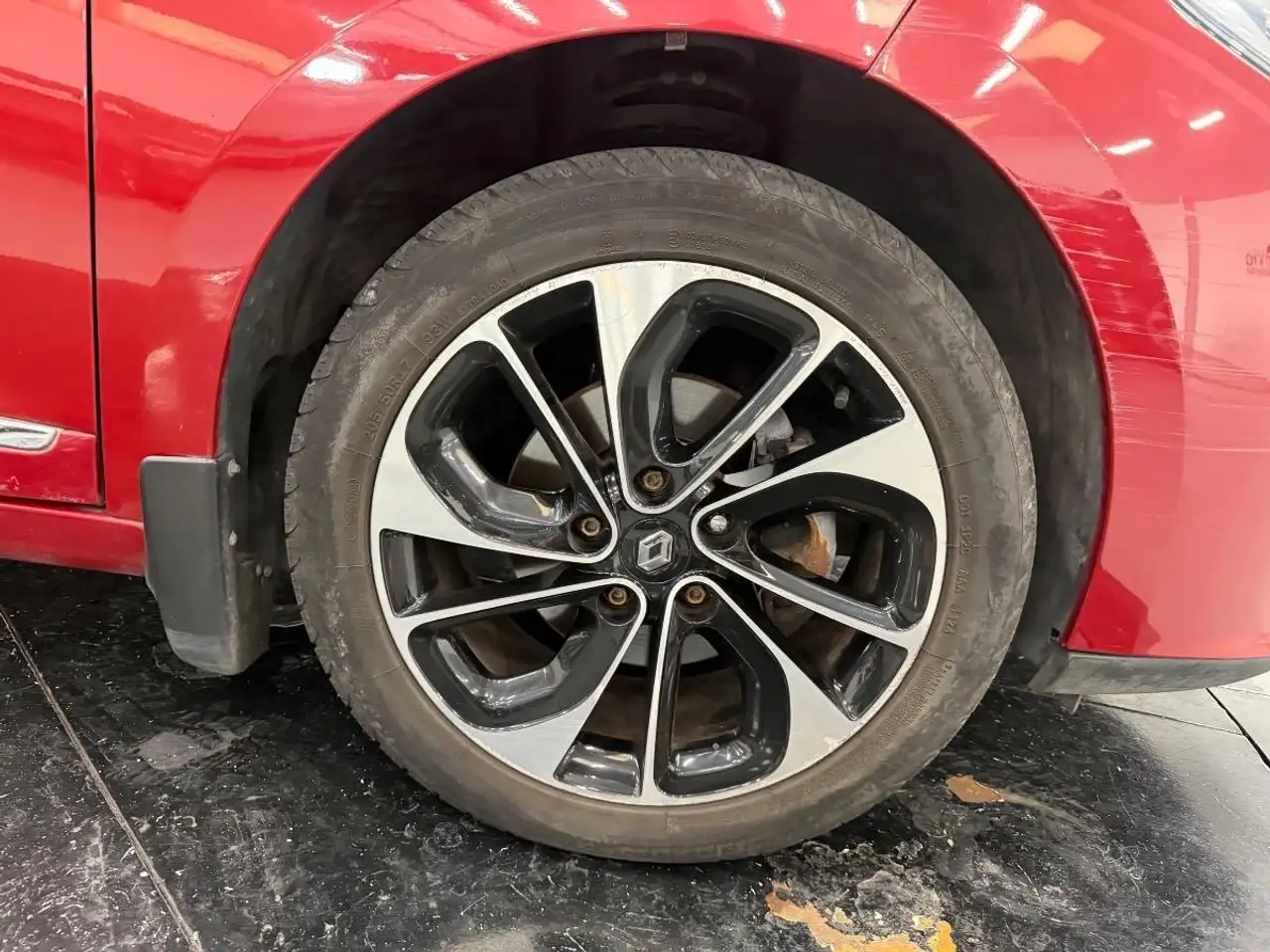 Renault Megane Citadine 5 portes — photo 21