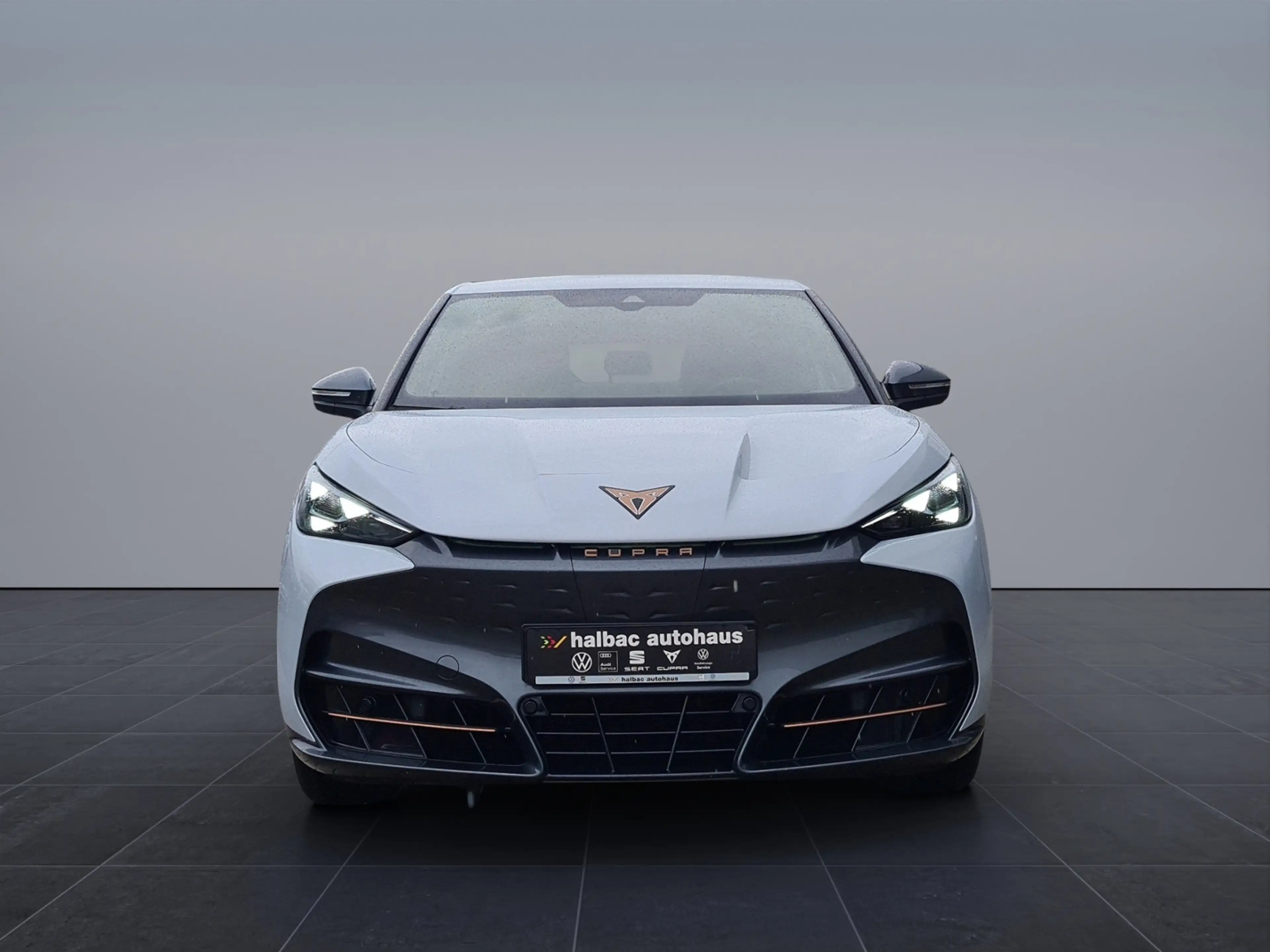 CUPRA Tavascan 77kWh Endurance+WÄRMEP+NAVI+LED+PDC+SHZ+ACC — photo 3