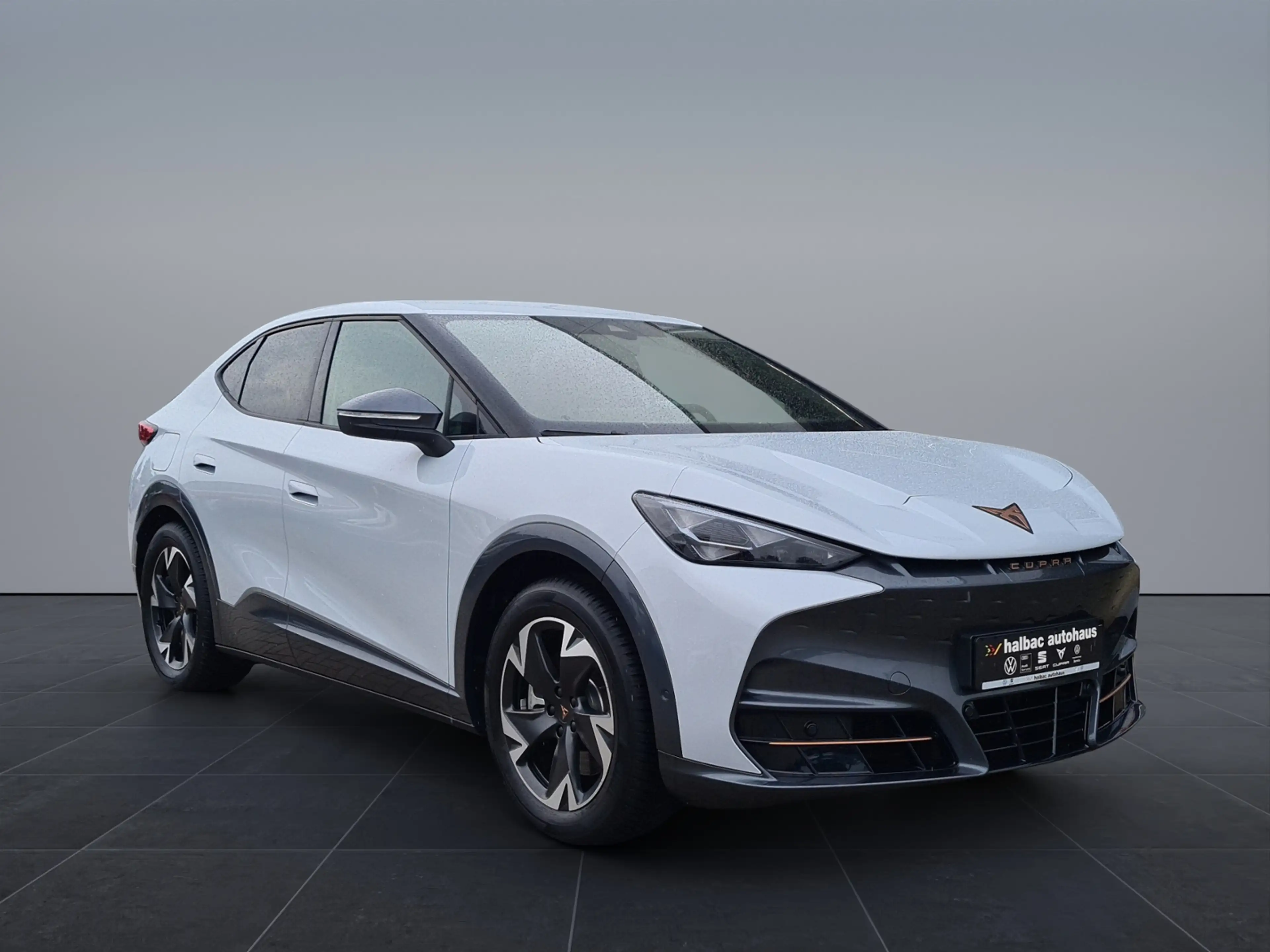 CUPRA Tavascan 77kWh Endurance+WÄRMEP+NAVI+LED+PDC+SHZ+ACC — photo 9