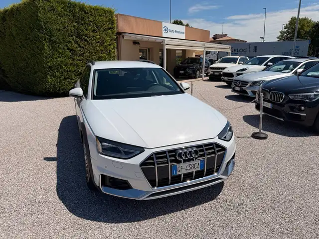 Audi A4 allroad Quattro 40 2.0 tdi mhev Business 204cv s-tronic